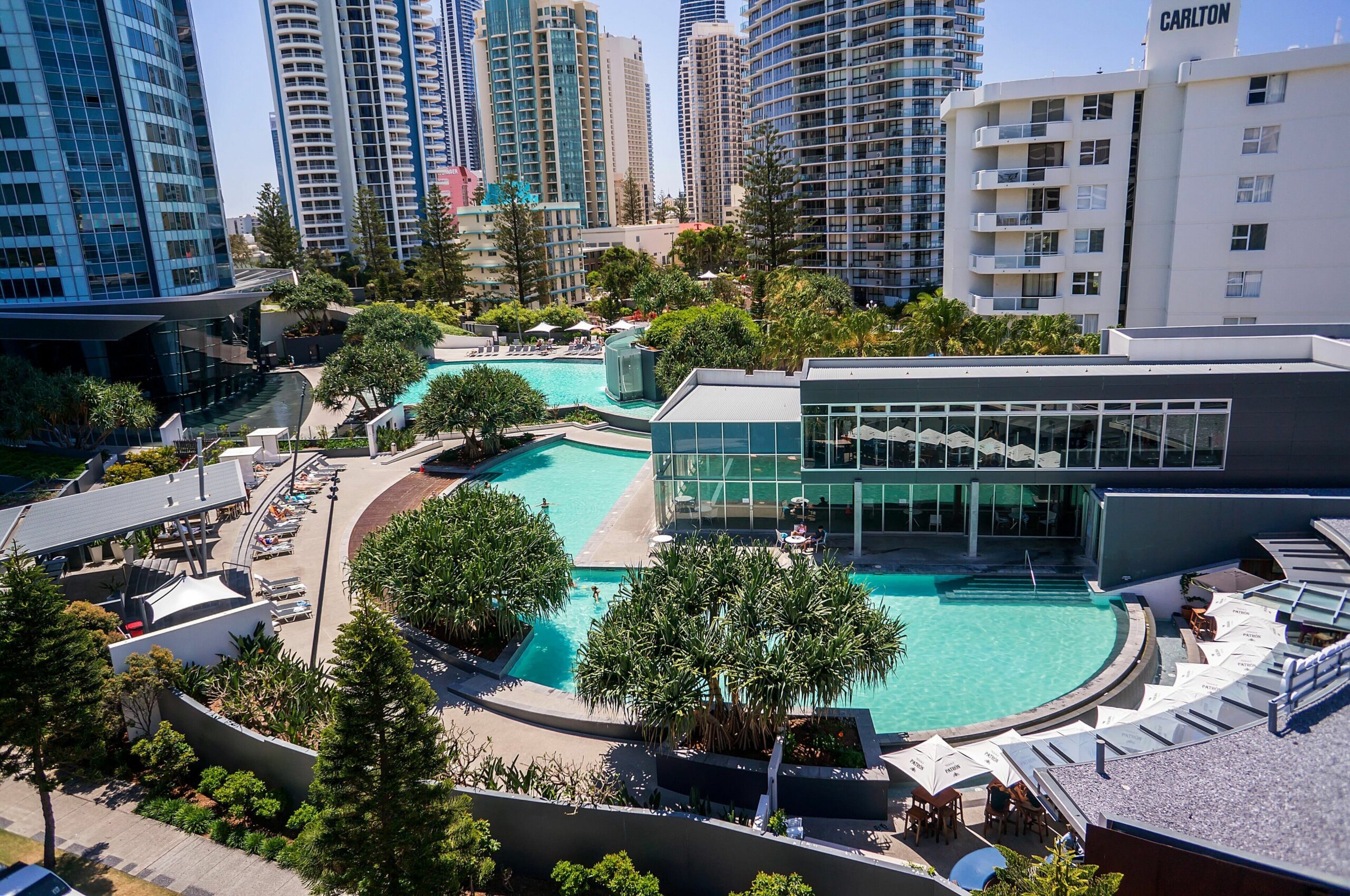 Spacious Stylish Four Bedroom Executive Apartment in the Heart of Surfers Paradise Q1 Resort & Spa