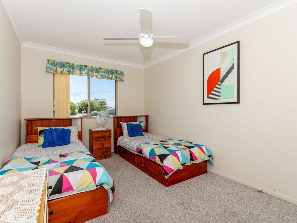 Enjoy the sea Breezes From the Balcony - Boyd St, Woorim