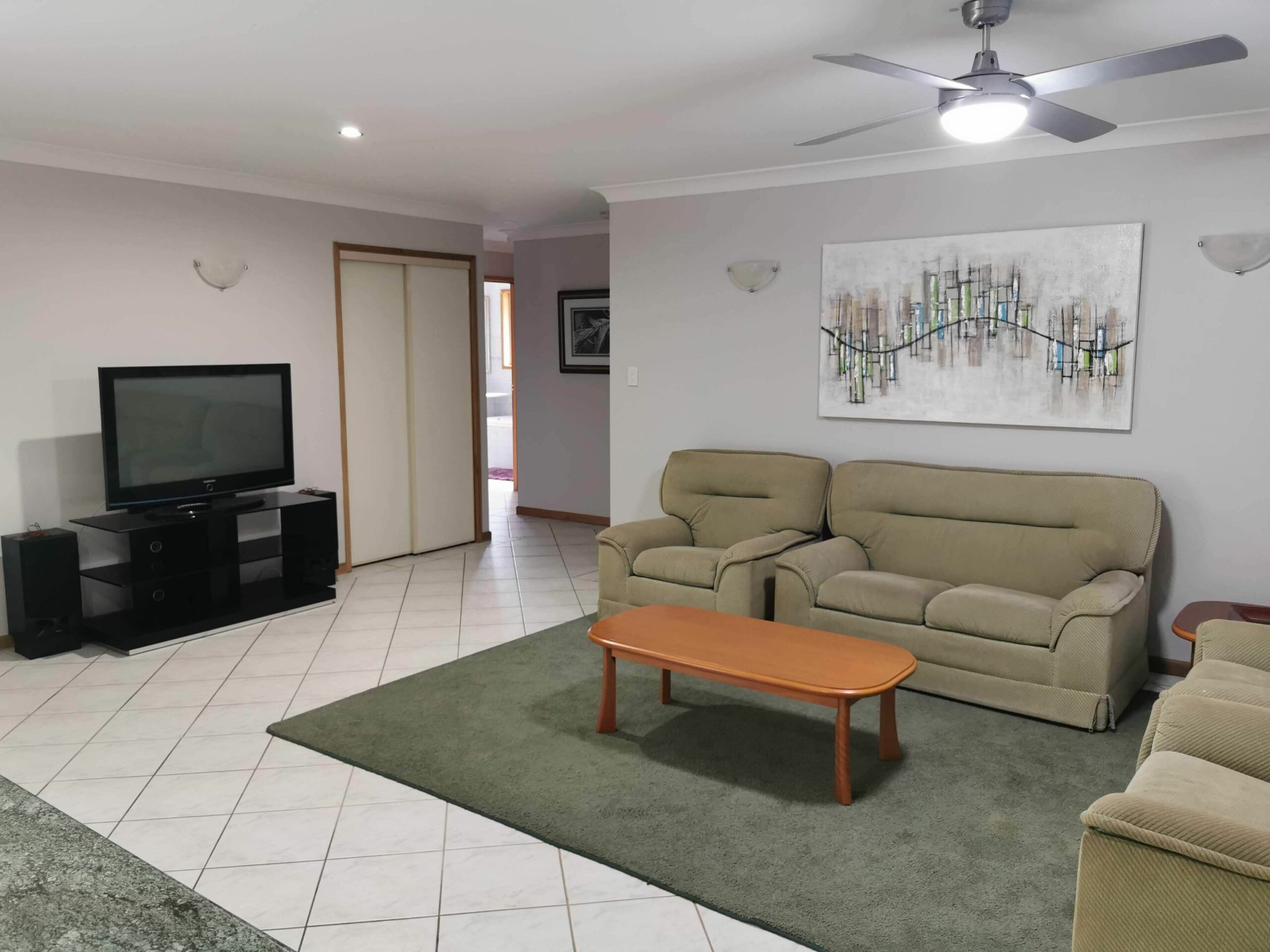 Centrally Located Between Brisbane & Gold Coast