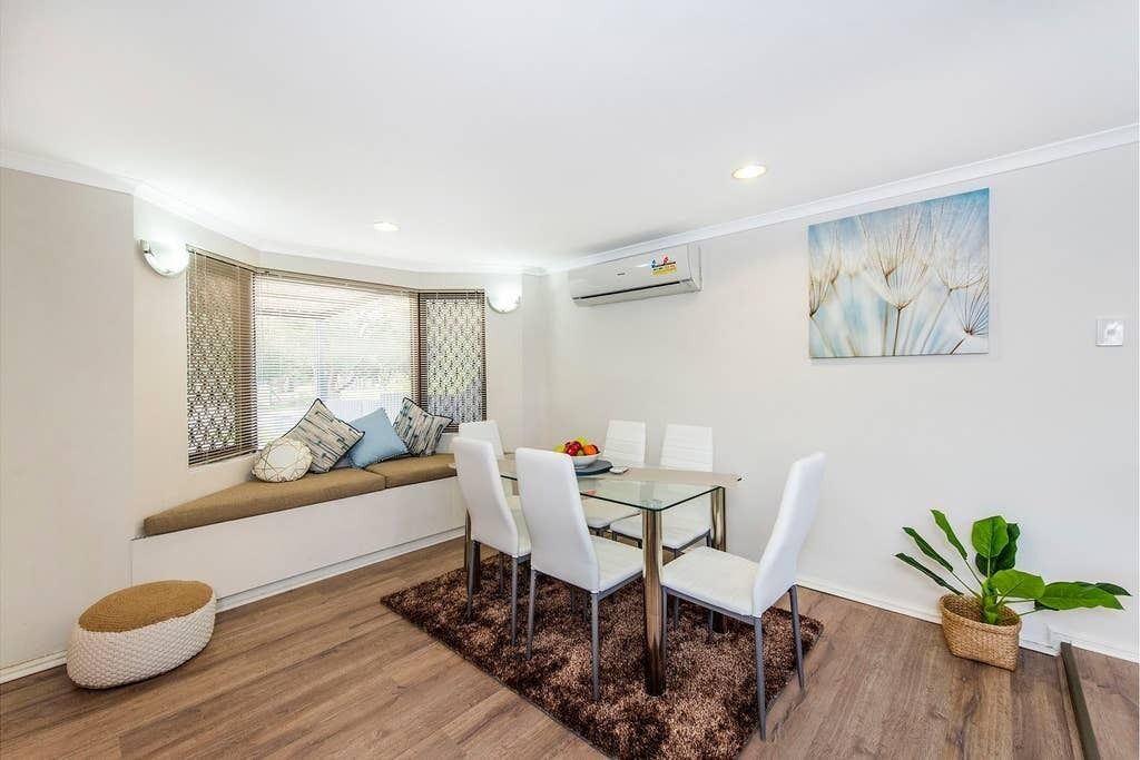 Welcome to our Thornlie Home With a Huge Backyard and Swimming Pool to Enjoy in the Summer