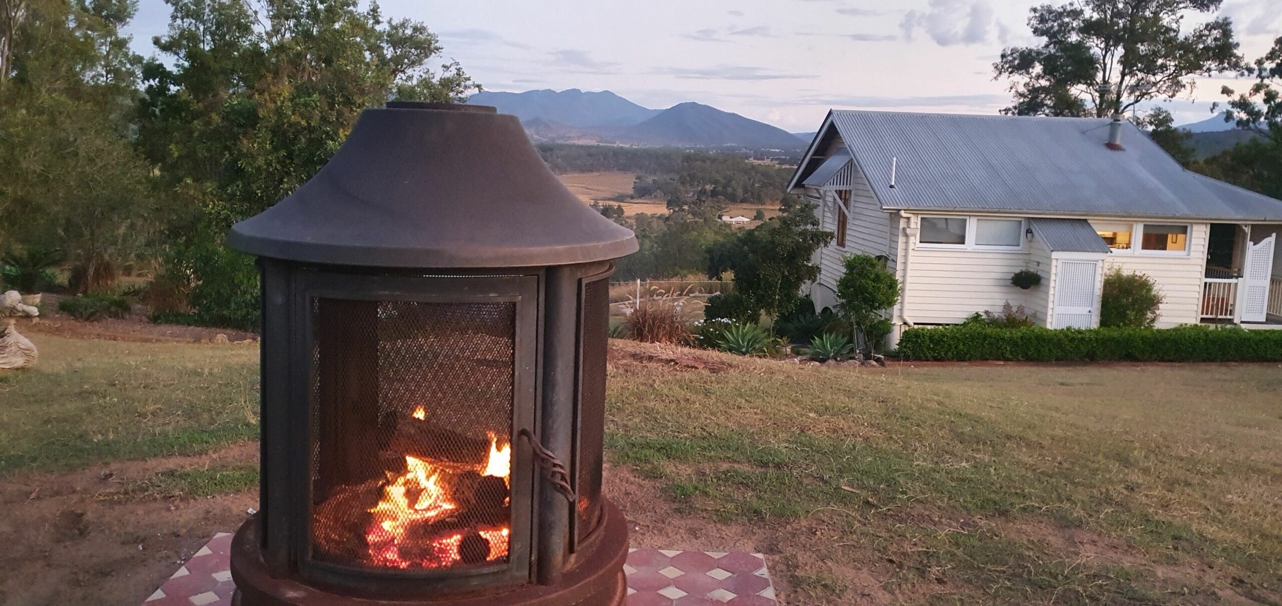 VANBERY COTTAGE HOST FARM