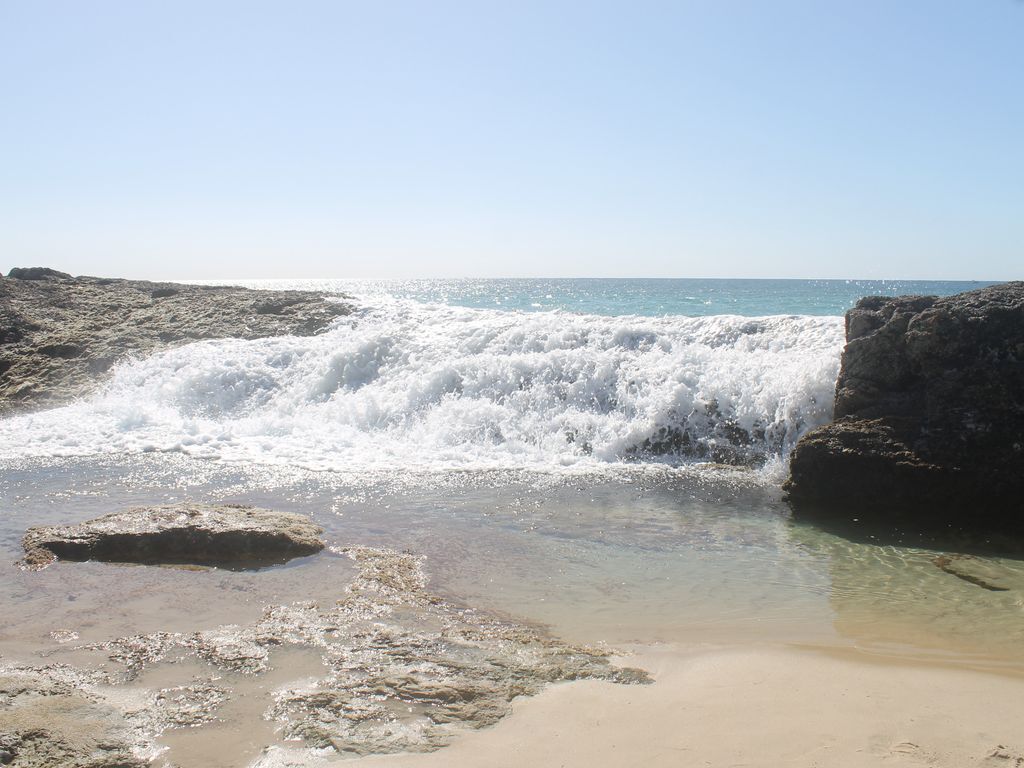 Tangalooma Beachfront Villa 17