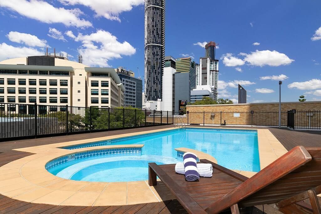 Spacious 1 Bedroom Apartment Stunning Viewsnear Southbankwinewifi