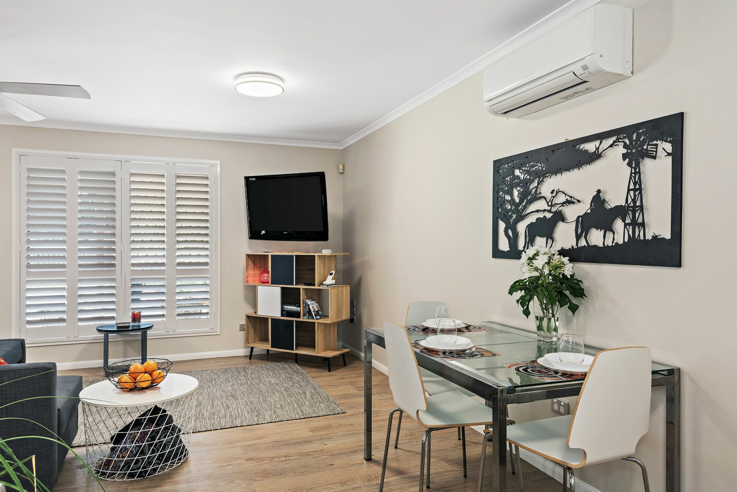 Self-contained 2 brm "smart" apartment in Bayside Brisbane