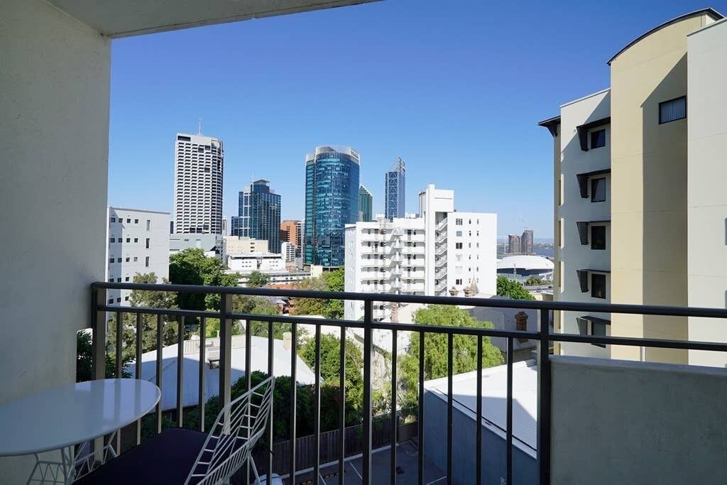 This Apartment is a 1 Bedroom, 1 Bathrooms, Located in West Perth, WA