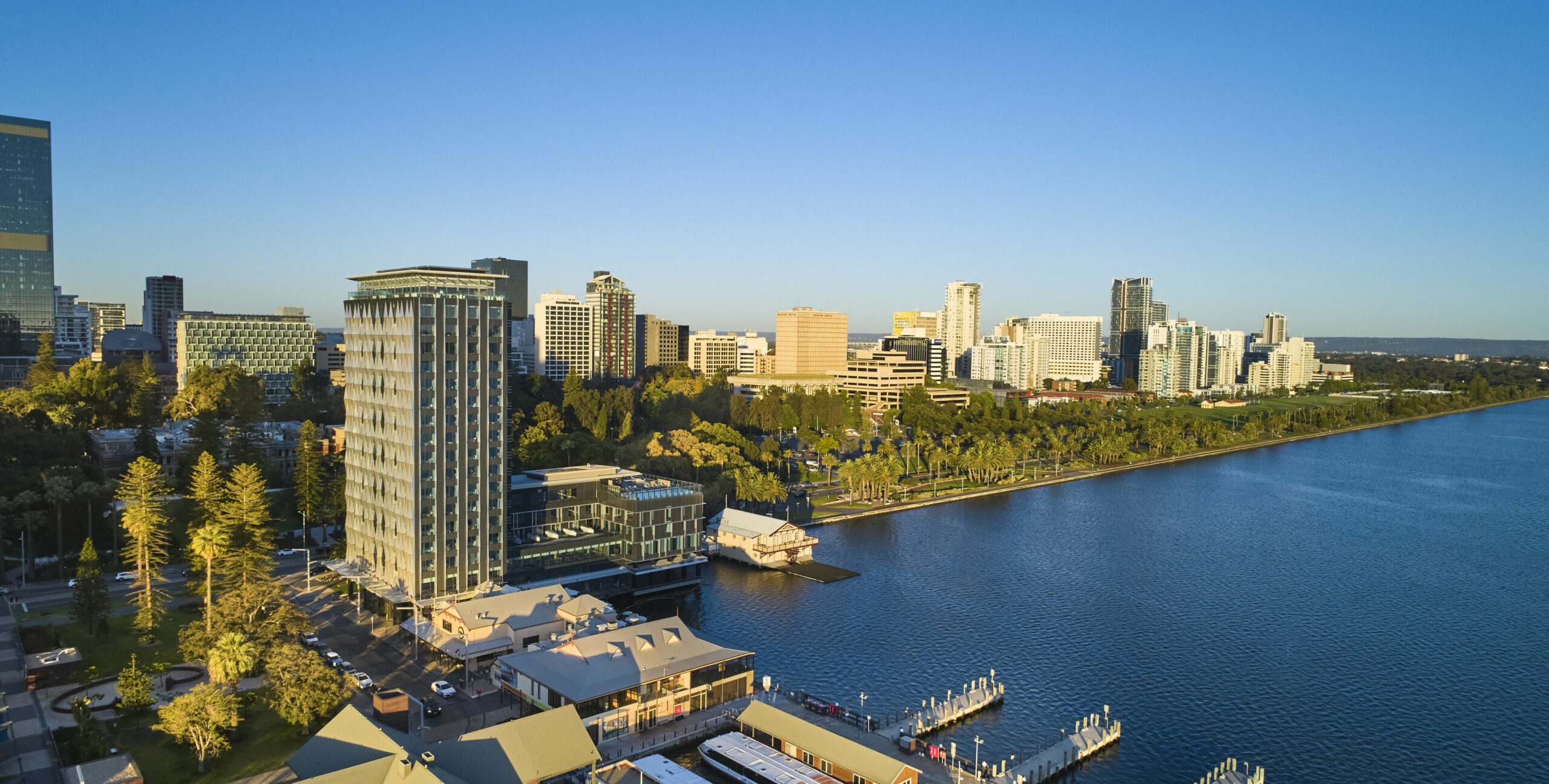 DoubleTree by Hilton Perth Waterfront