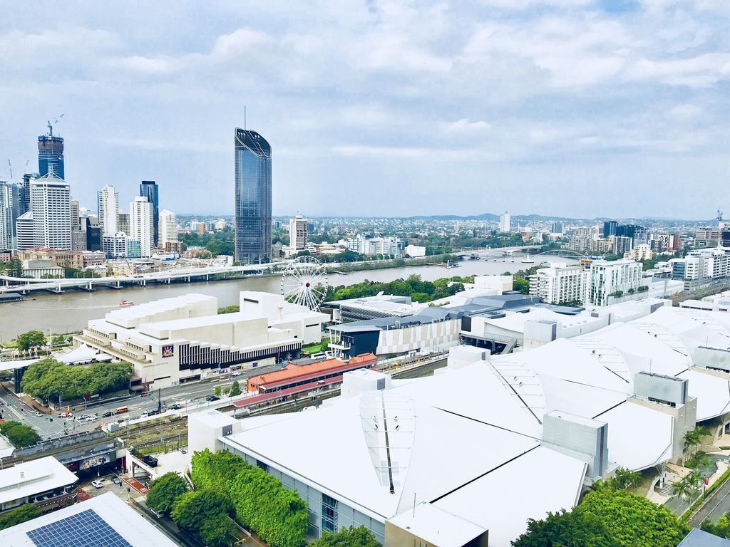 2 Bedroom Unit With Amazing View @ South Bank WOW