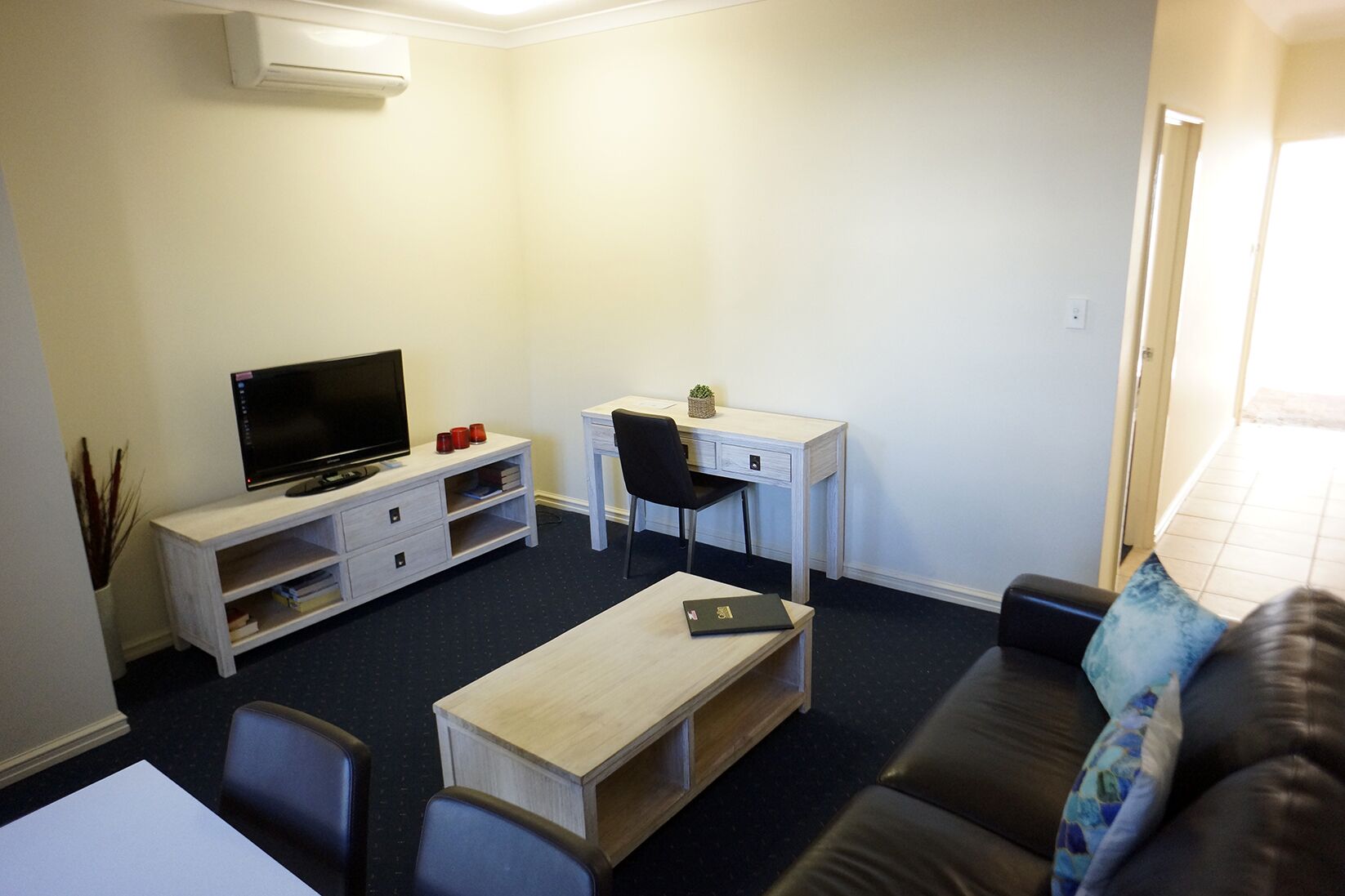 Executive 1 Bedroom Apartment in South Fremantle