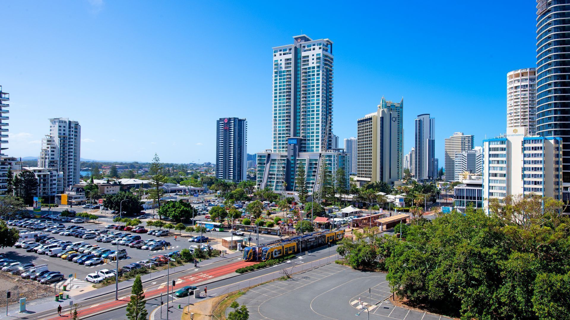 Mantra on View - In the Heart of Surfers Paradise