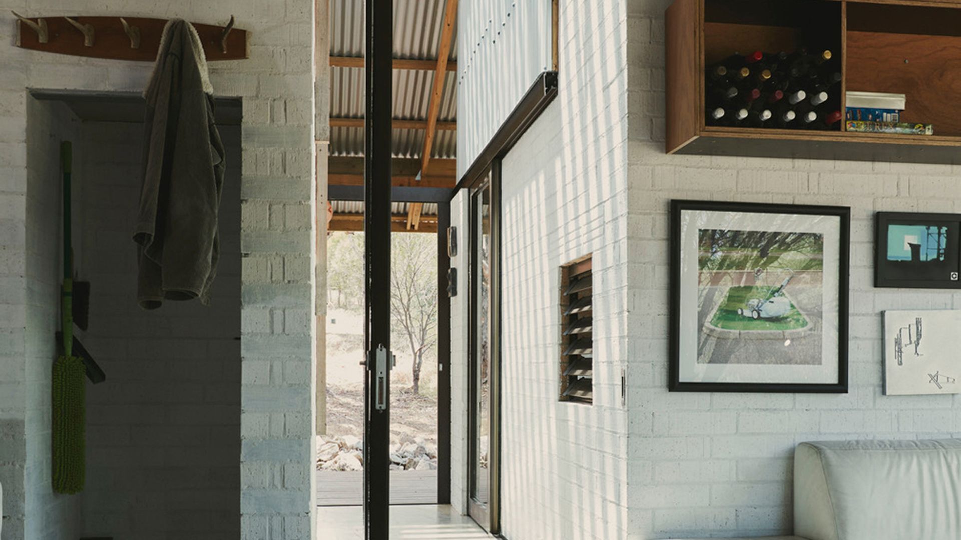 Toodyay Art Shack on Avon River - Stayz Holiday Home Awards finalist 2019