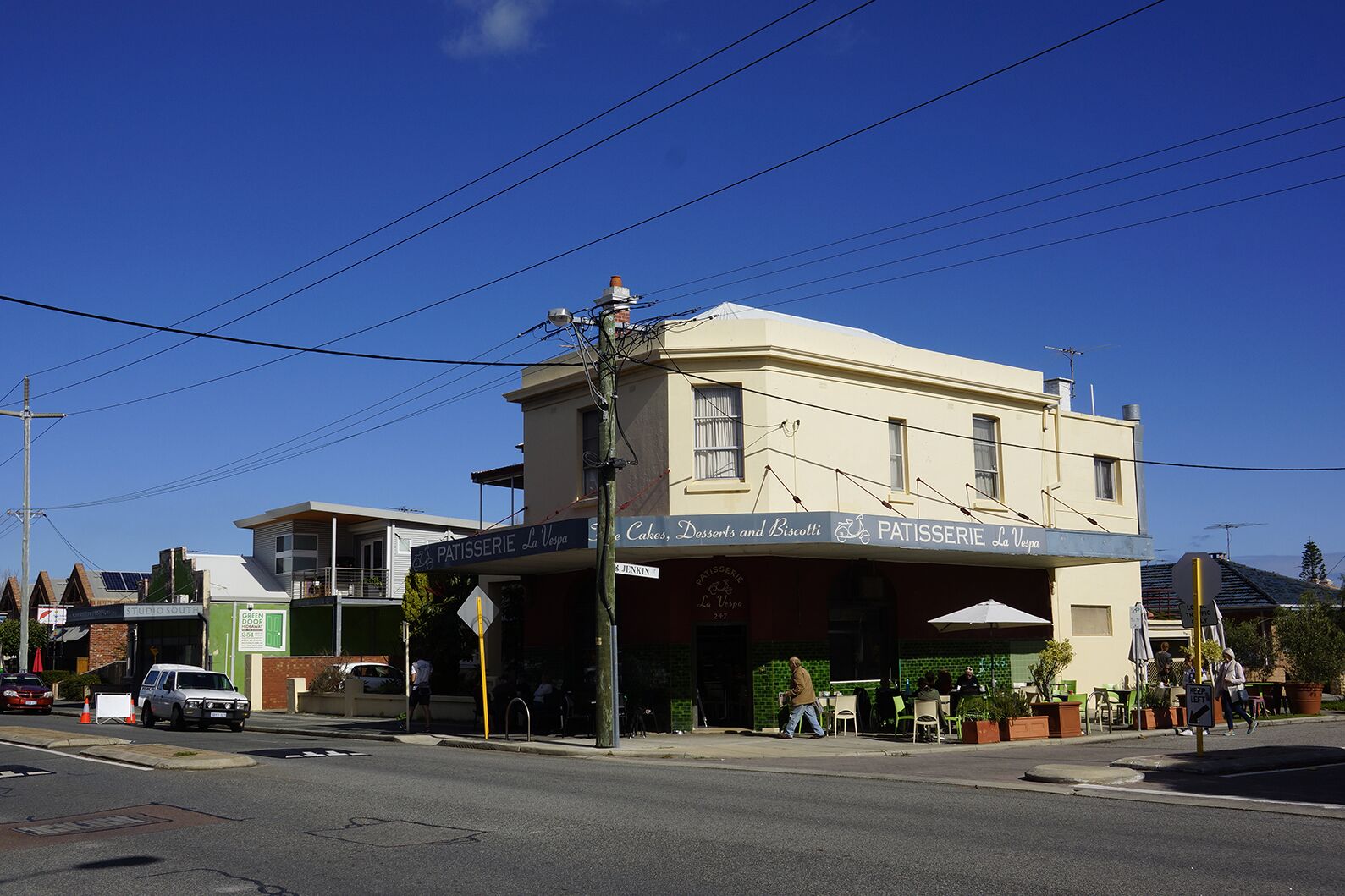 Executive 1 Bedroom Apartment in South Fremantle