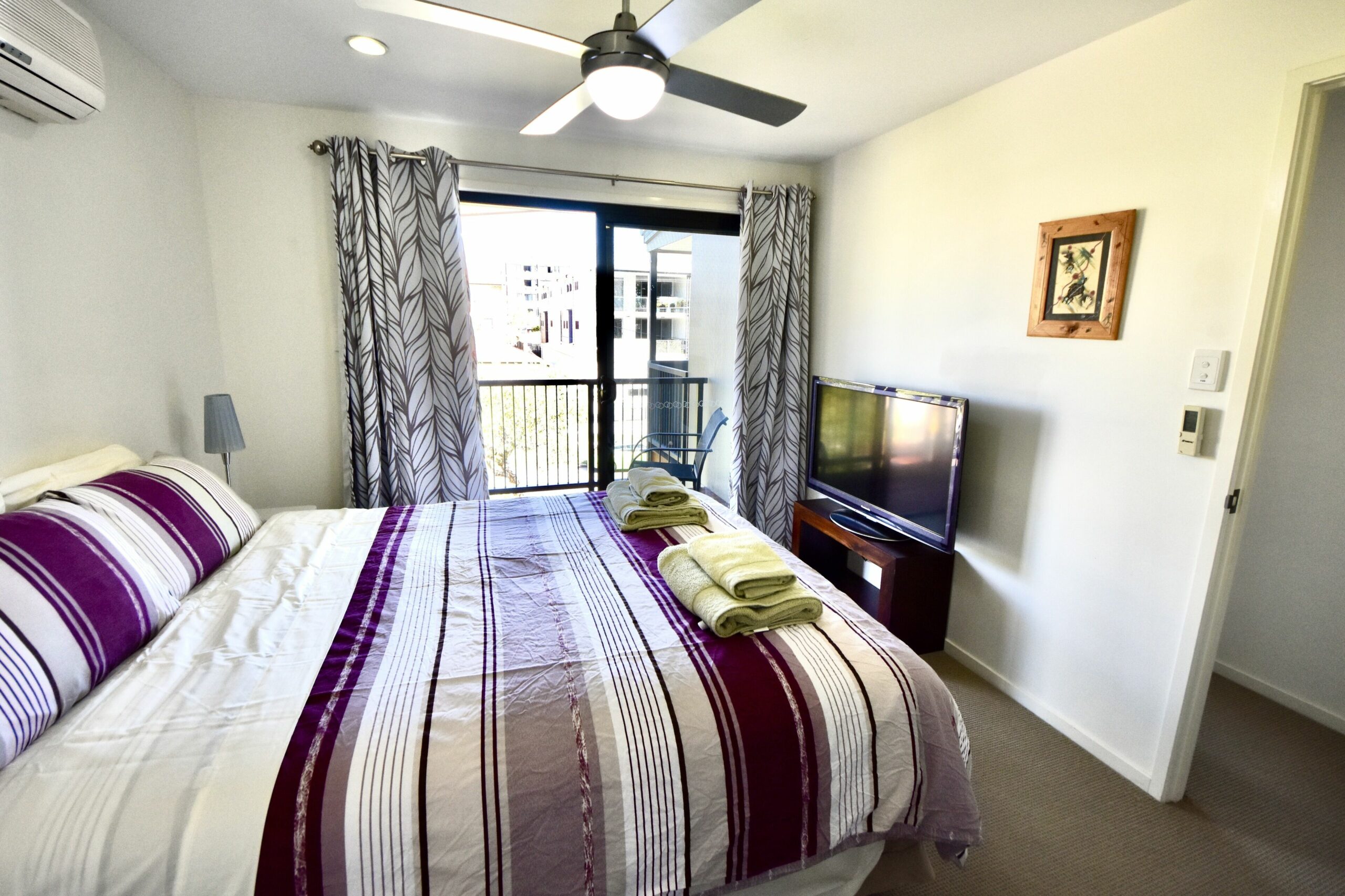 Spacious Family Apartment 30 Mins From CBD