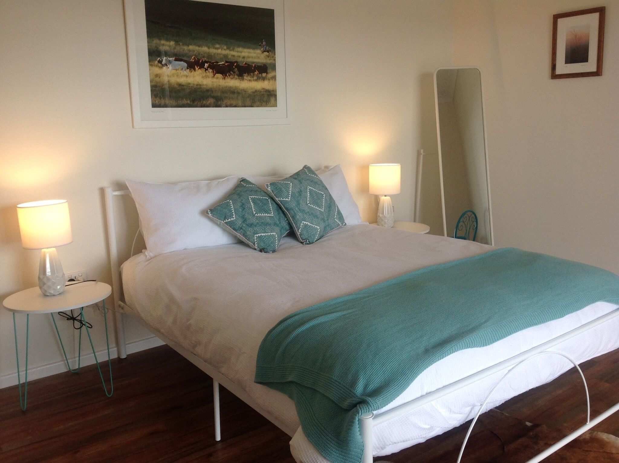 Farringdon Homestead – Bedroom 2 – Unique B&B – Fully Catered Rural Getaway