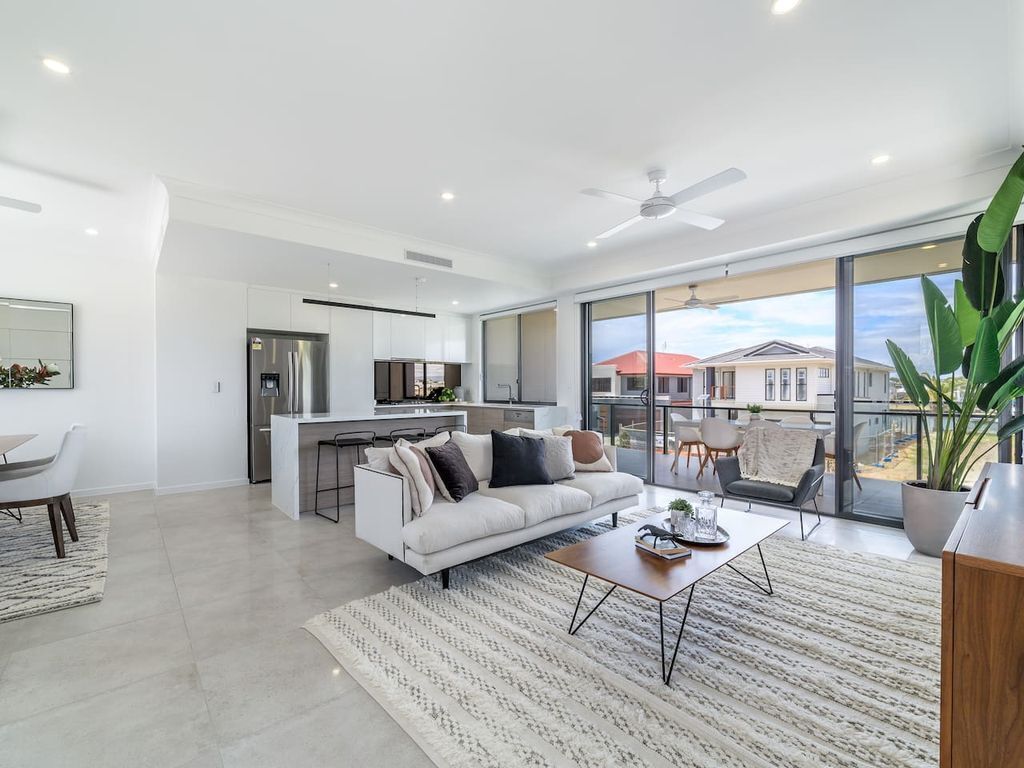 New Luxury 4 bed Home- Perfect Gold Coast Escape