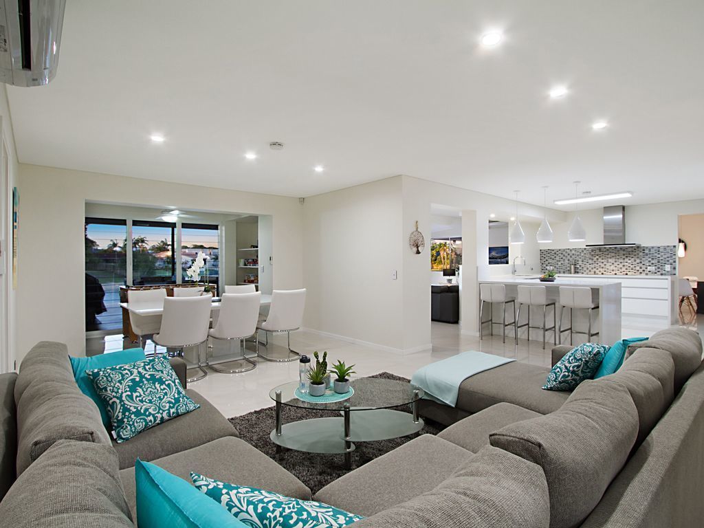 Vogue Holiday Homes - Whitehaven @ Broadbeach