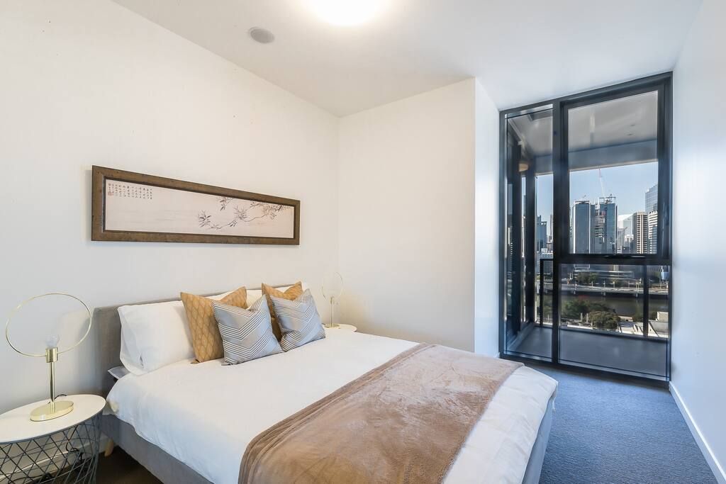 Elegant Water Front Apartment+parking@south Bank