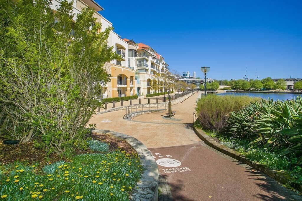 One Bedroom in the Heart of East Perth