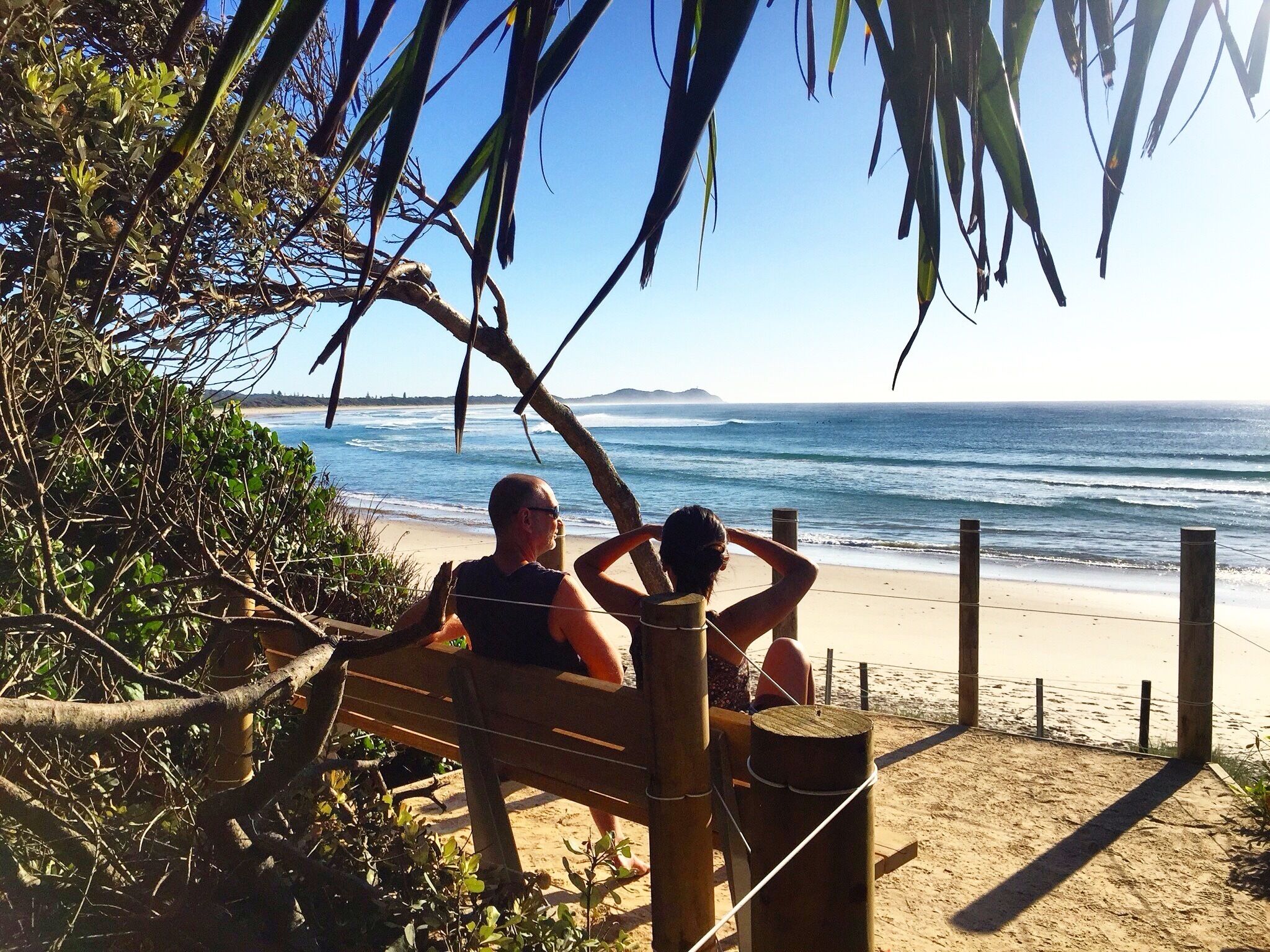 HUGE Beach House, Byron Shire.  Ocean views, 2 mins walk to beach.