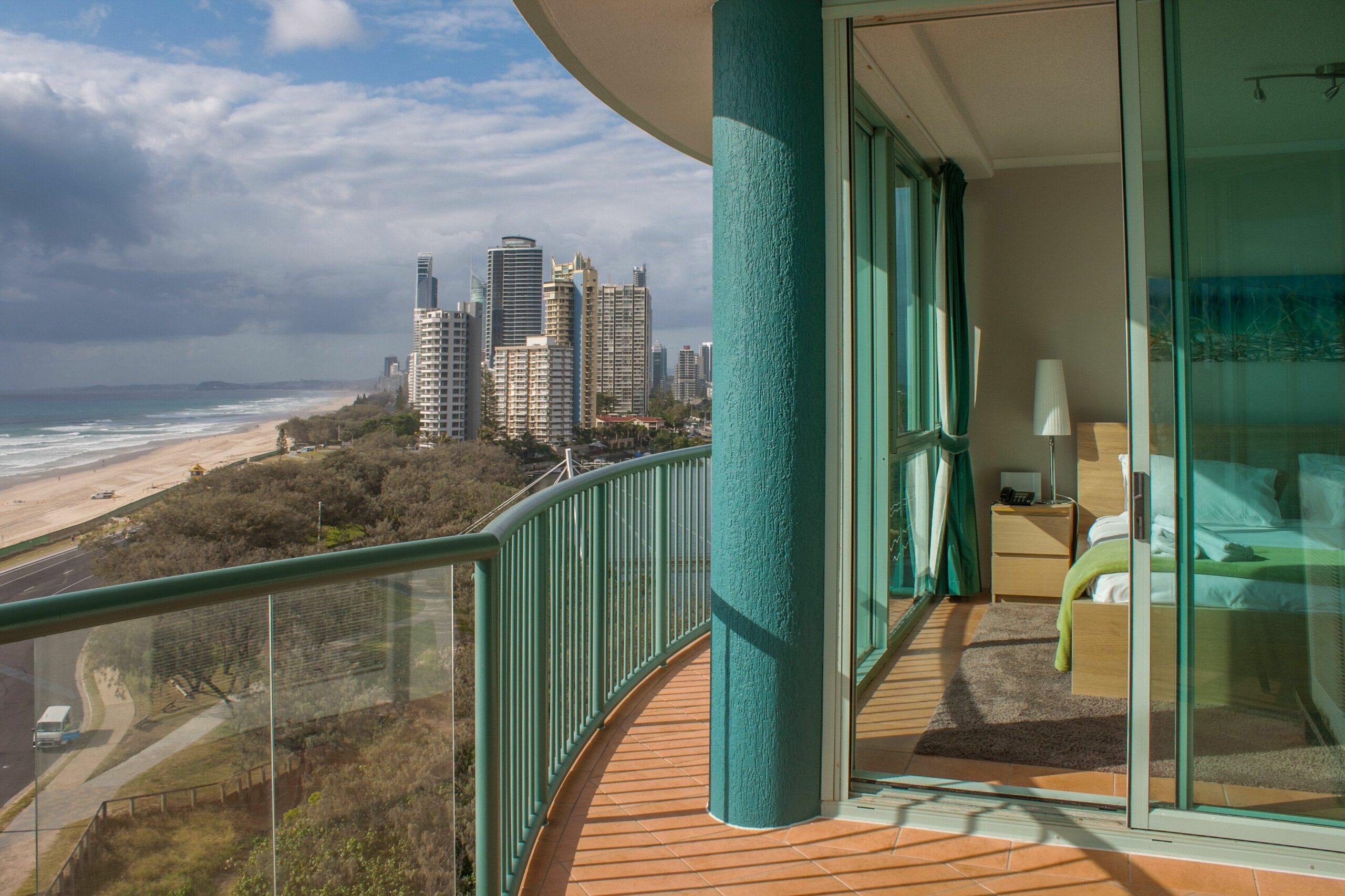 2 Bedroom Ocean View Apartment With Expansive Beach and Ocean Views