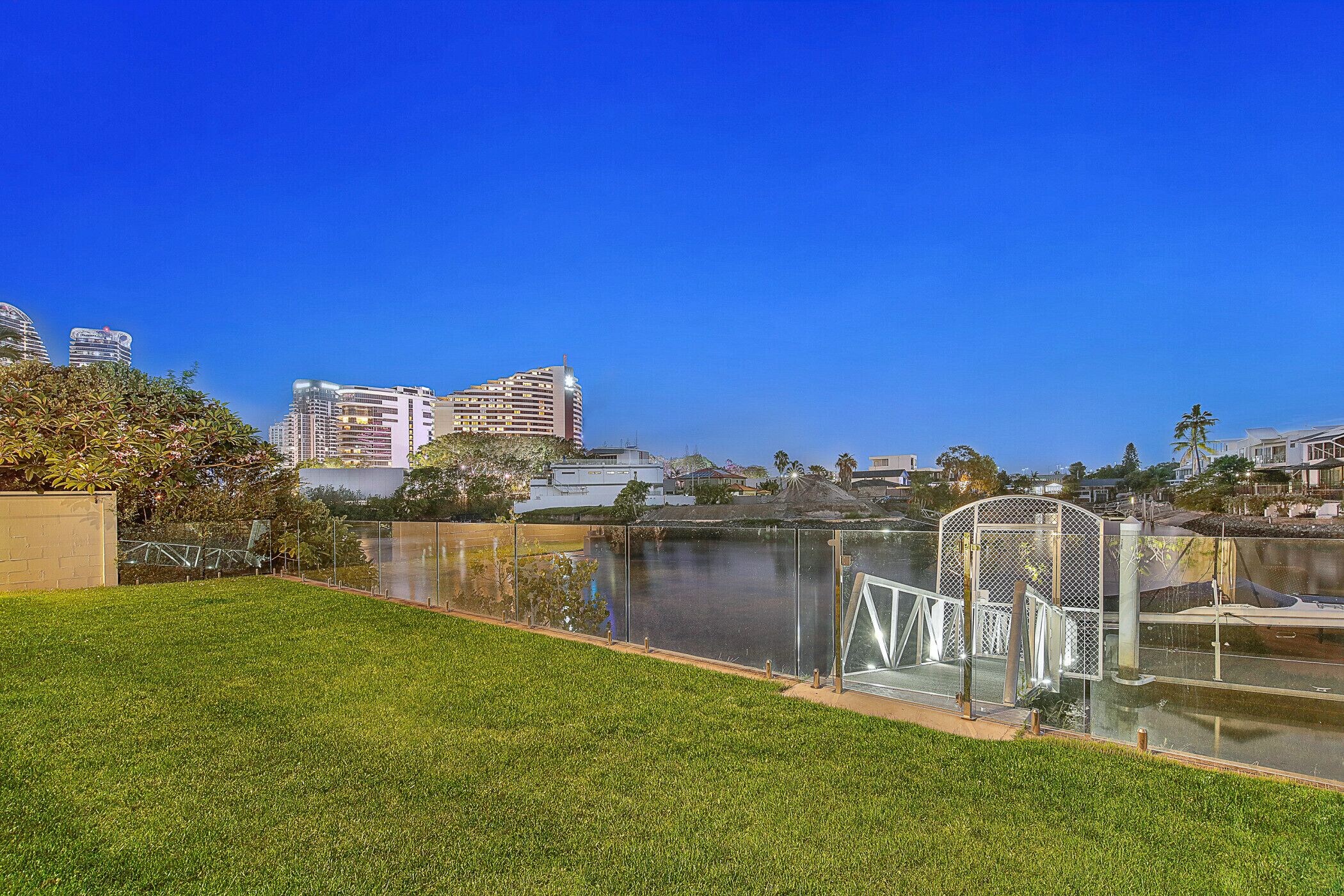 Luxury, Beautiful Views, Pets, Broadbeach Wtrs