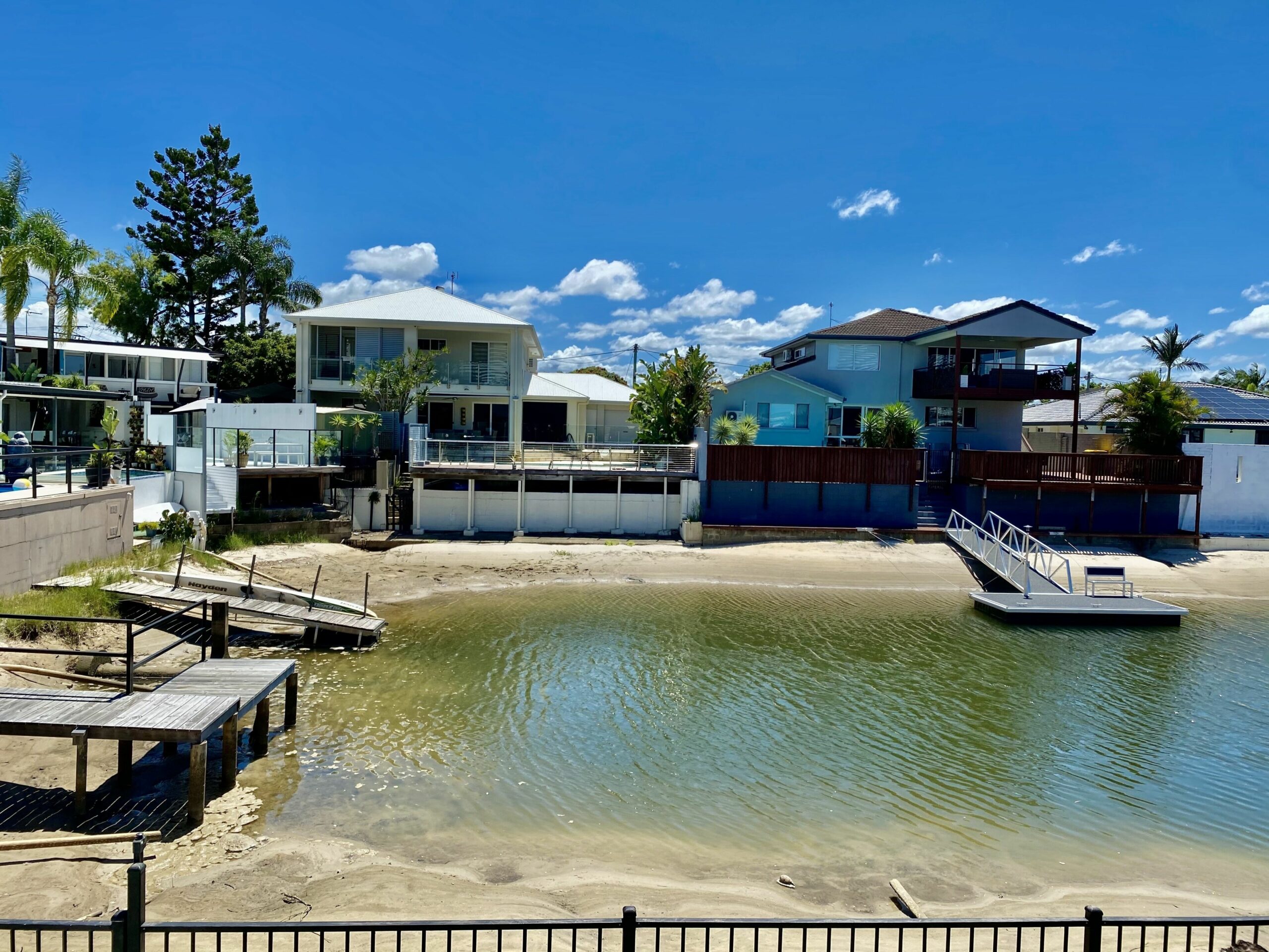 Broadbeach Waters Waterfront Getaway