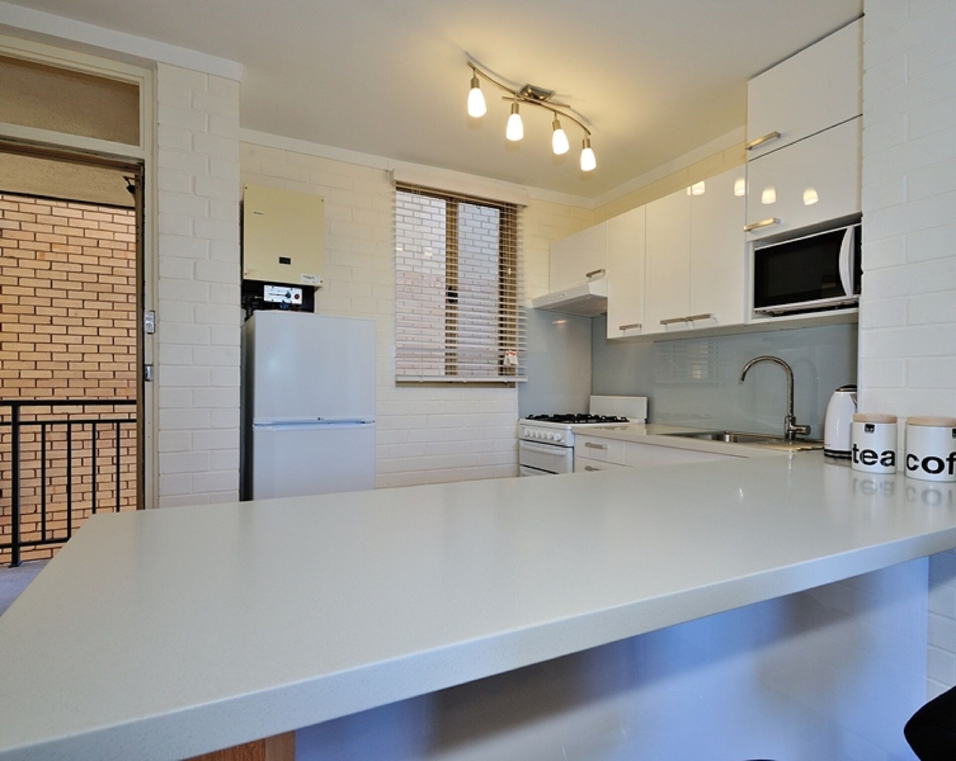 Cappuccino Delight - Central Fremantle Apartment + Wifi