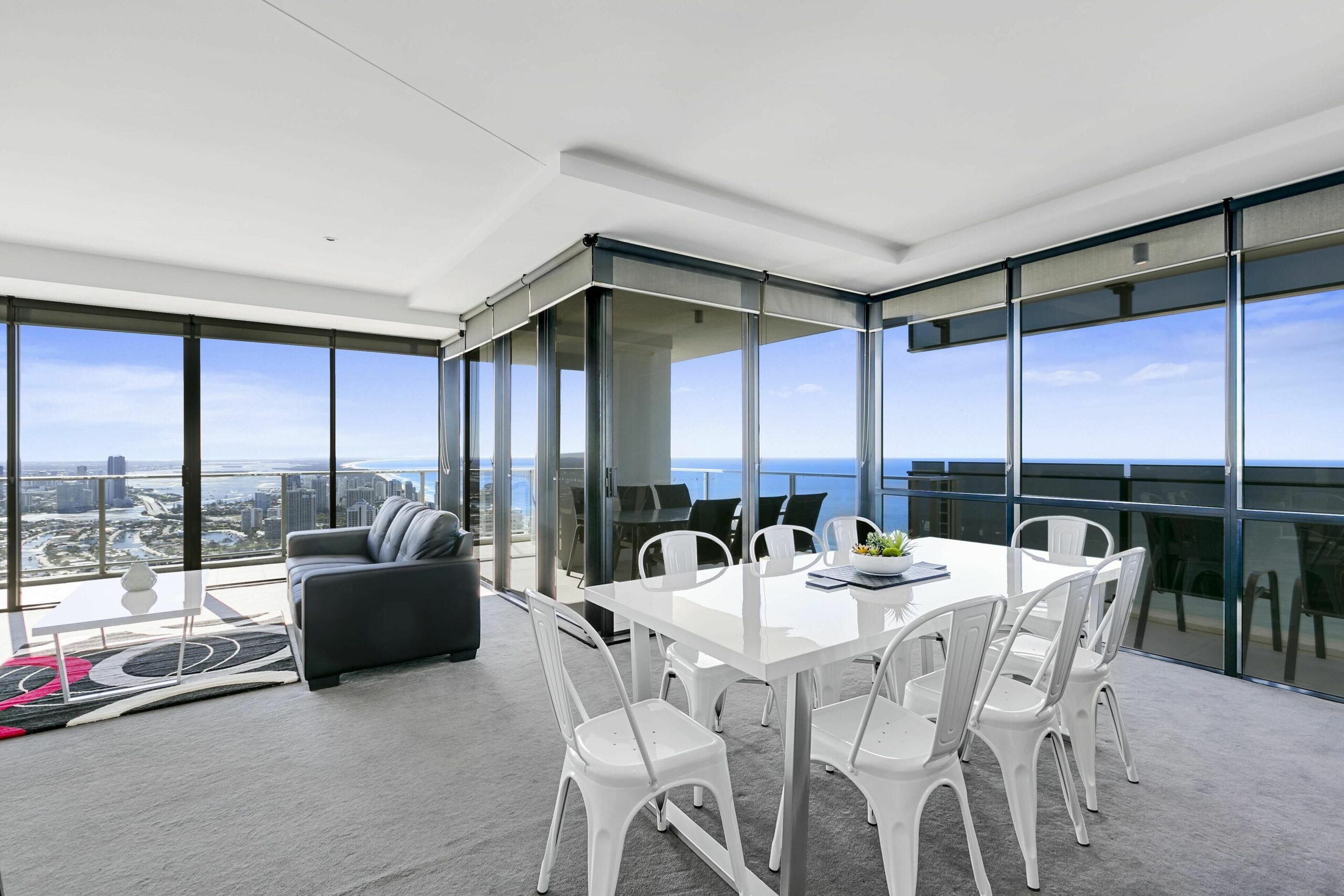 Circle on Cavill 3 Bedroom Sub Penthouse We Accommodate