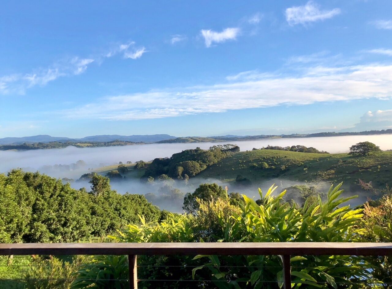 Escape to Bangalow, Byron Hinterland Accommodation With Stunning Views