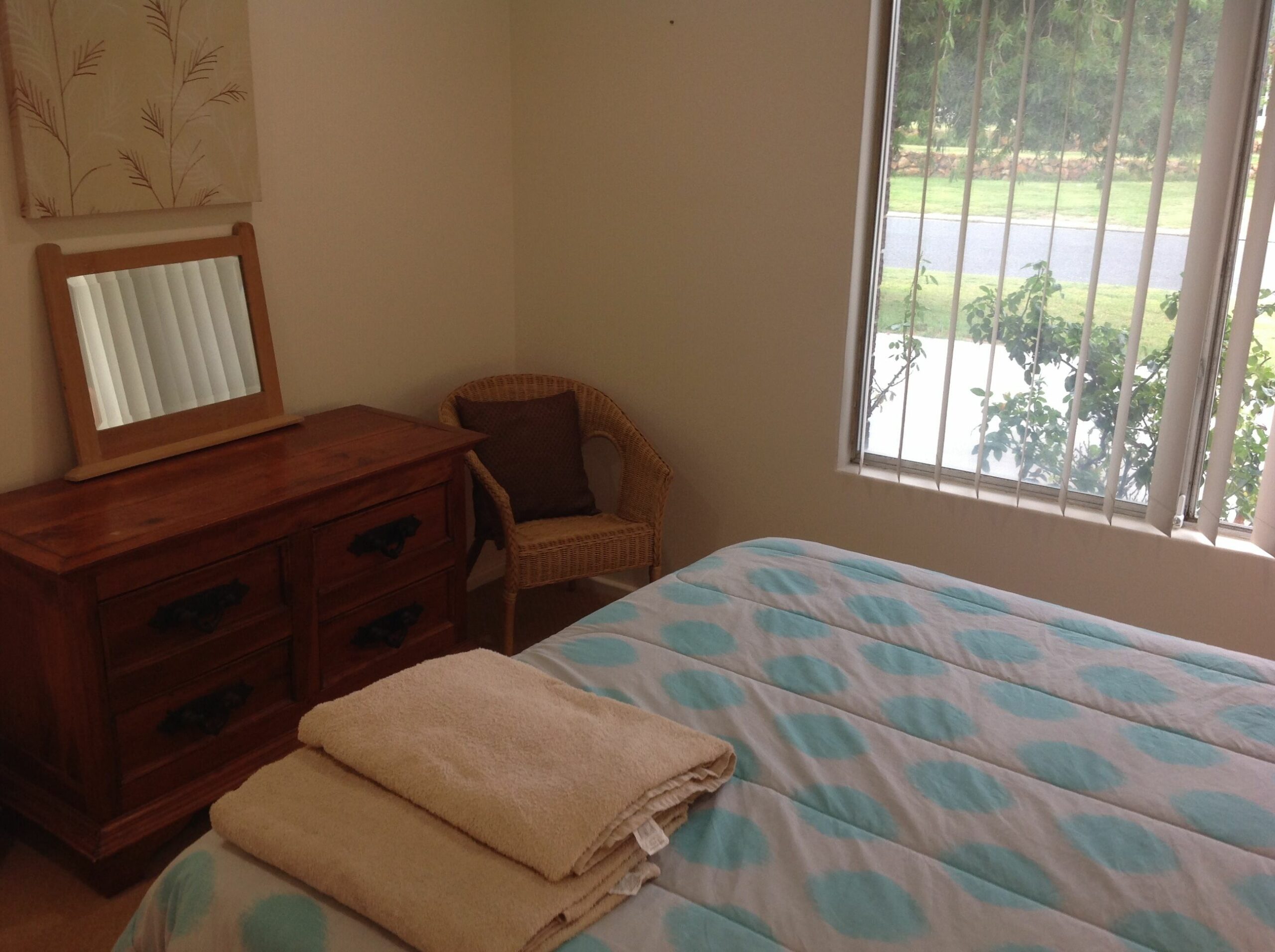 Beldon Budget Beater- furnished 3 bedroom house