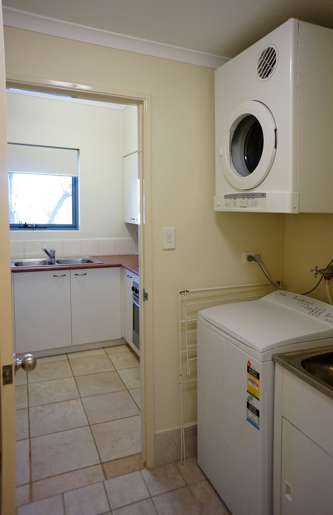 Executive 1 Bedroom Apartment in South Fremantle