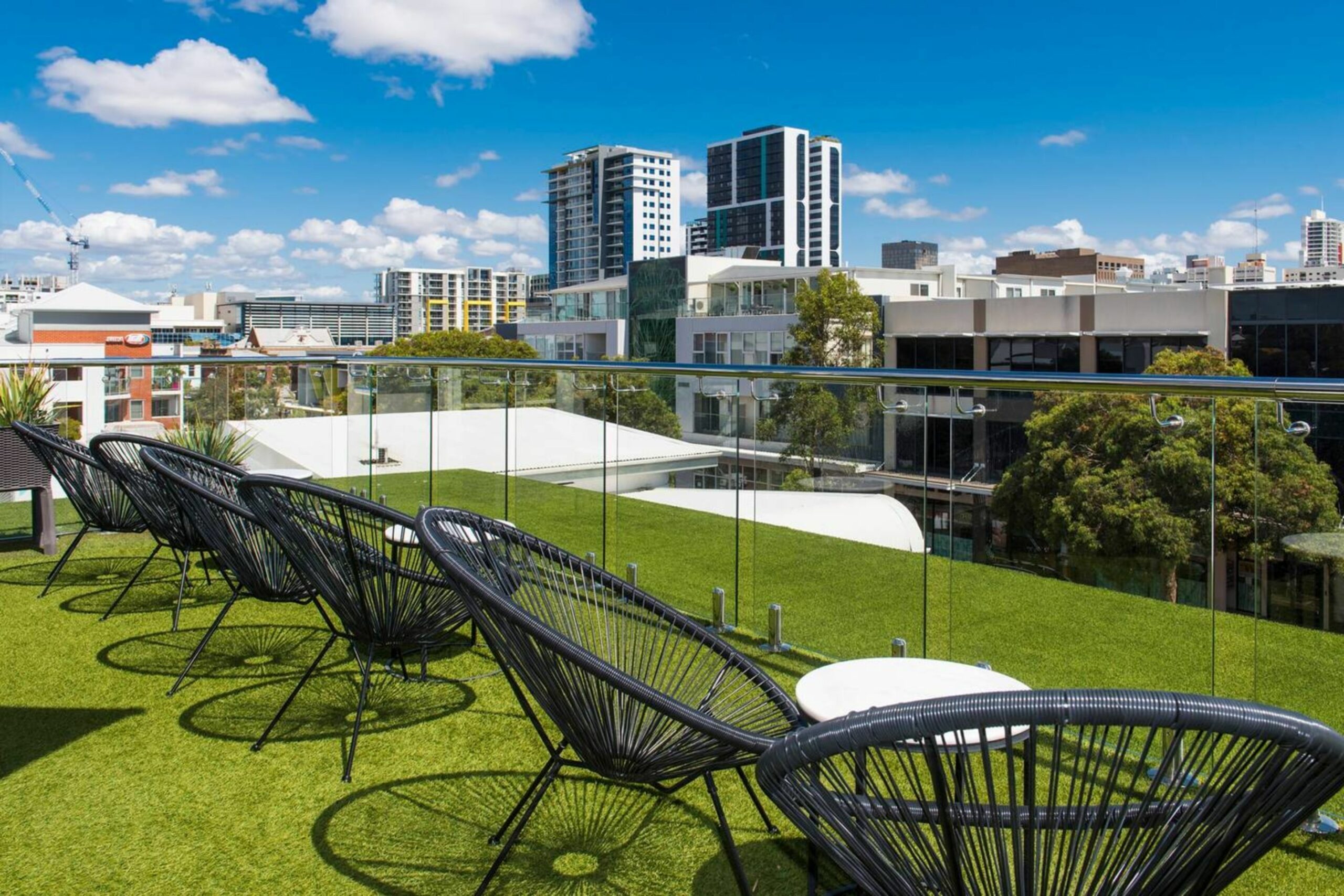 The Nest - Modern Room In Northbridge With Roof Terrace