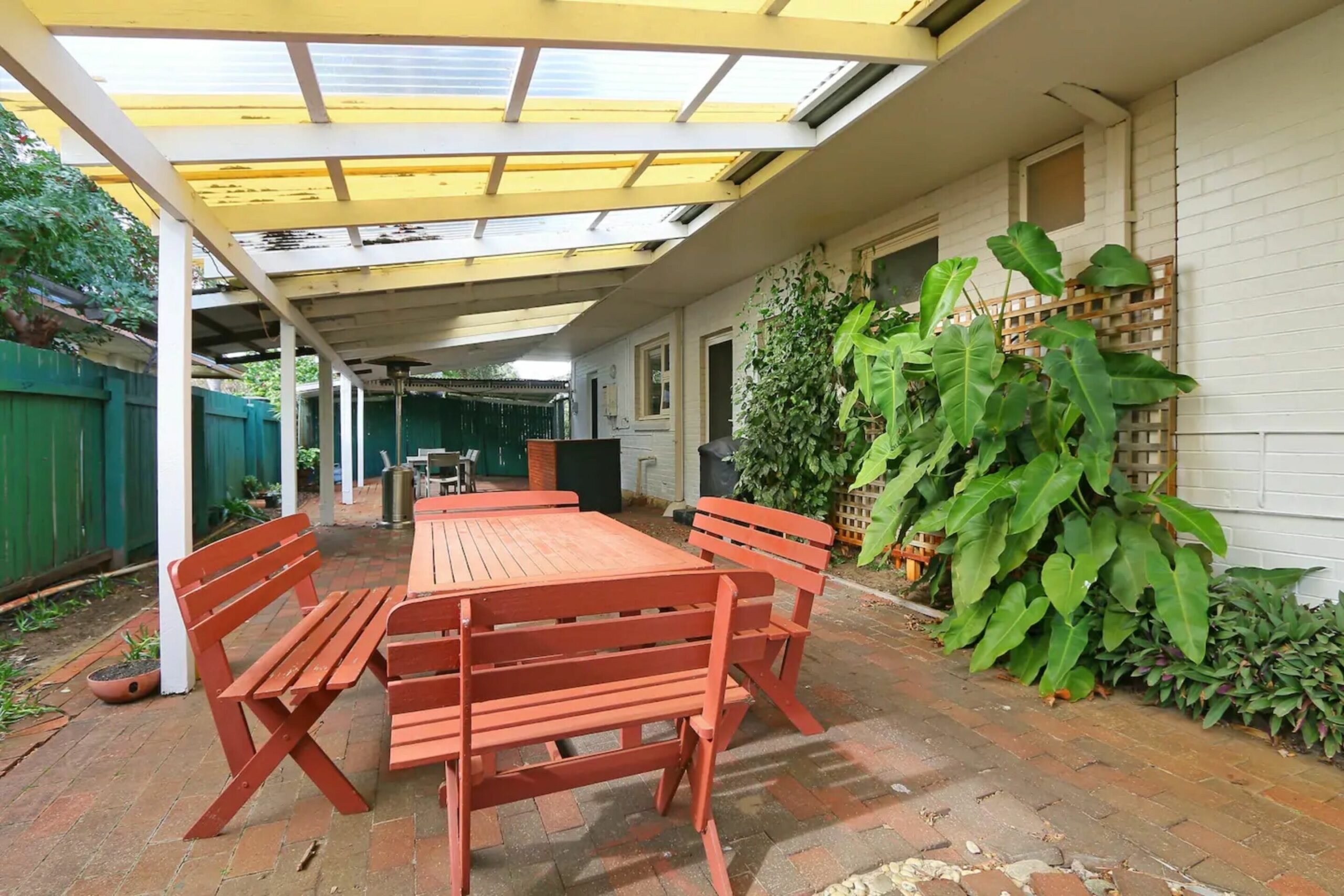 Spacious 5 Bed Home Close To Cottesloe Beach