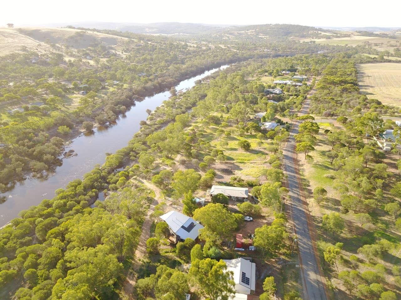 Toodyay Art Shack on Avon River - Stayz Holiday Home Awards finalist 2019