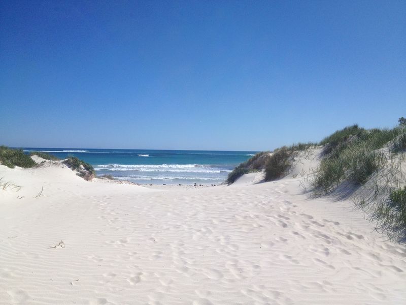 SurfSkool - Lancelin Holiday Beach House