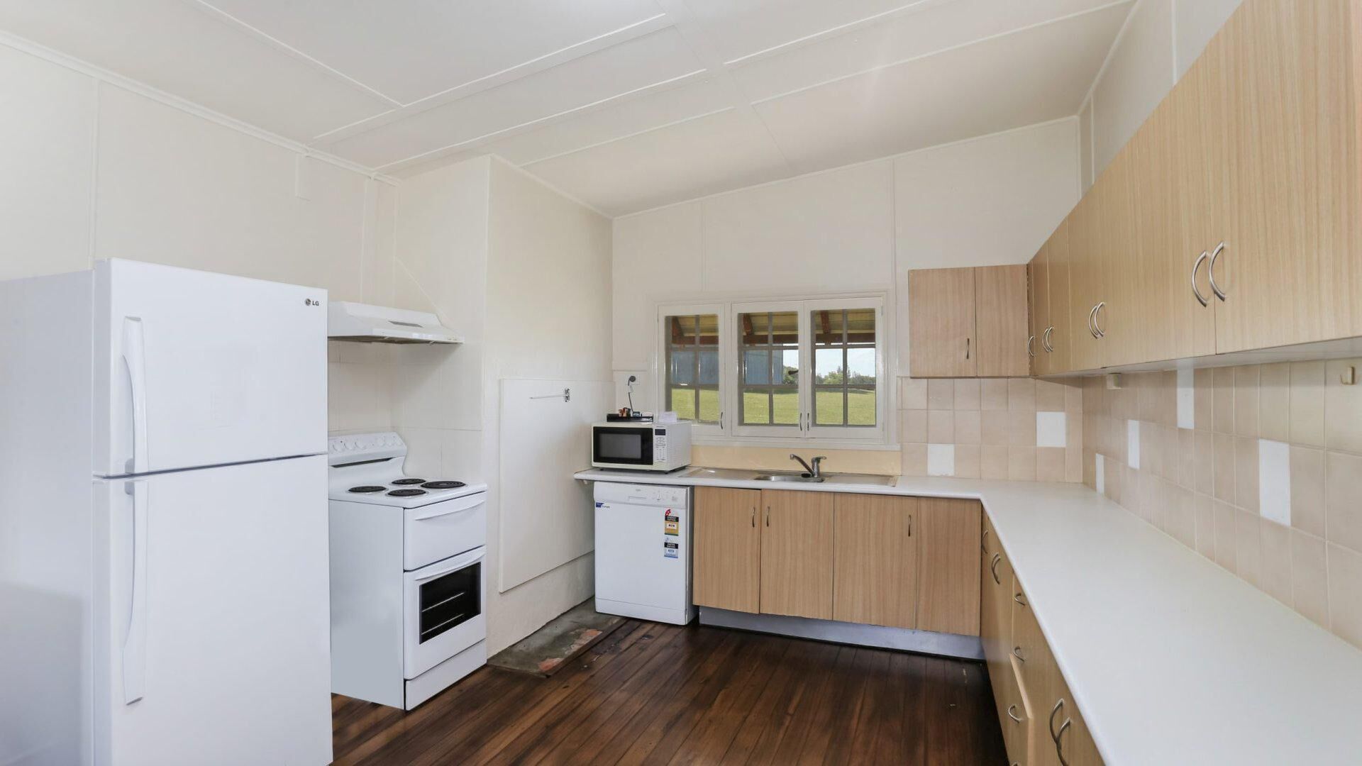 Yamba Pilot Cottage 2 - Pets Welcome