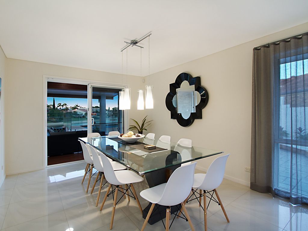 Vogue Holiday Homes - Whitehaven @ Broadbeach