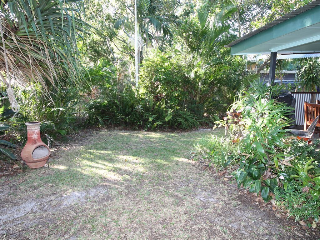 Signal Cottage - beach front