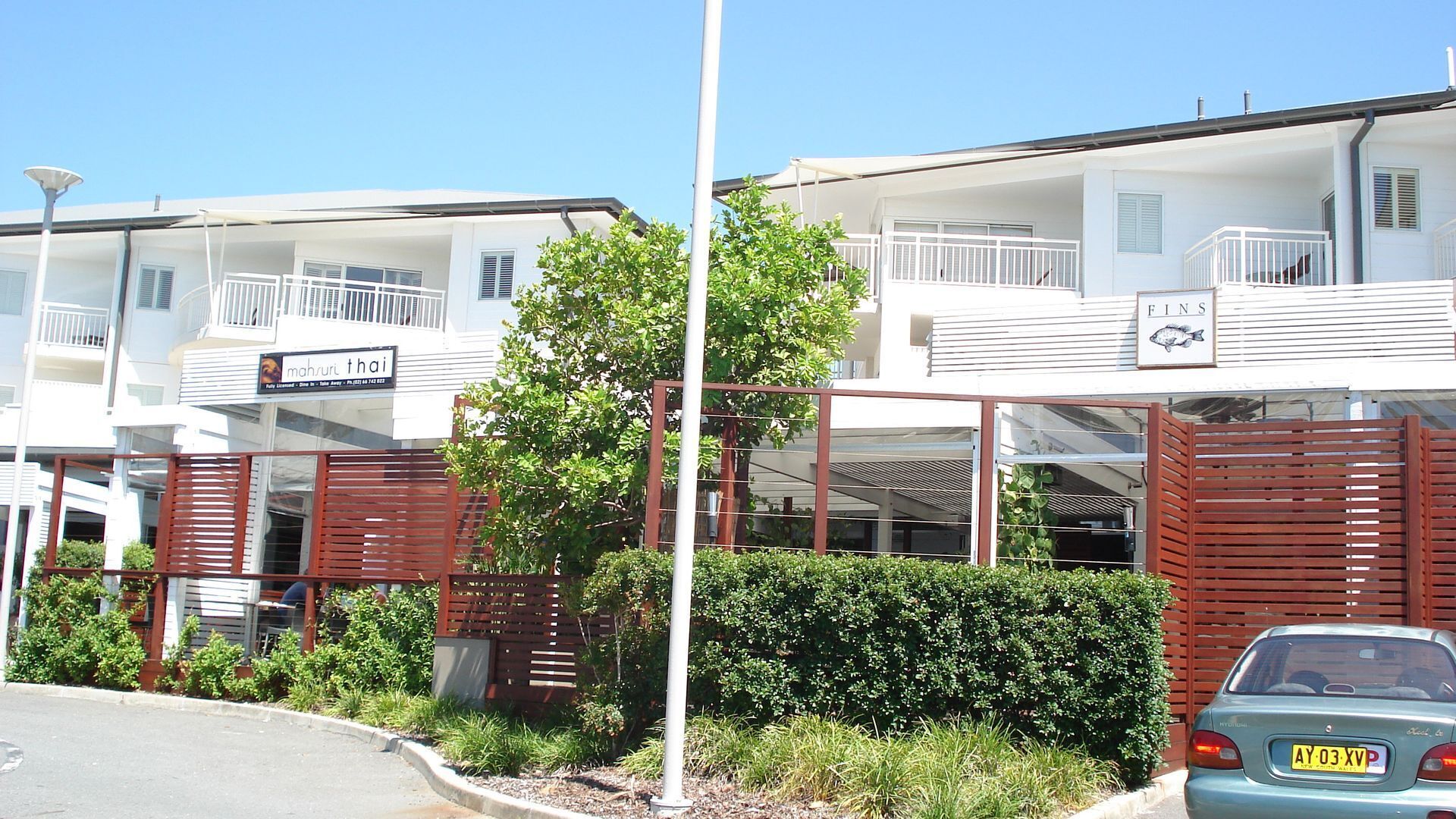 Oceanside Apartment. Bottle of Wine on Arrival