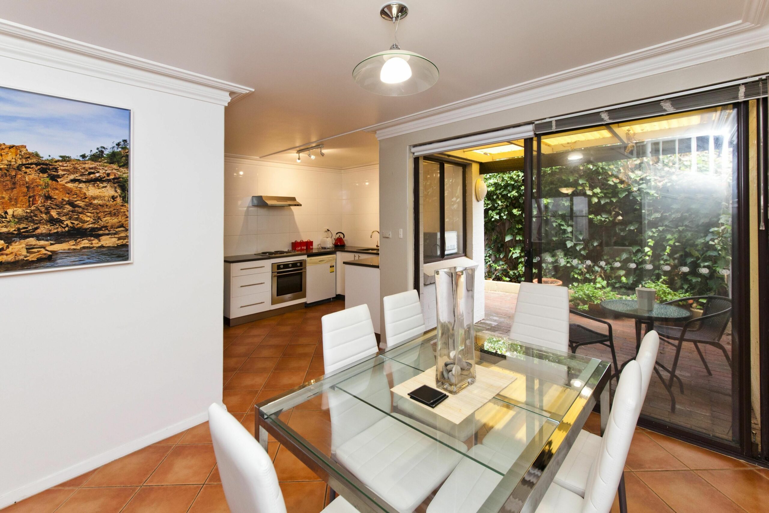 Stylish Subiaco Terrace Accommodation - 3 Bedrooms, Central Location