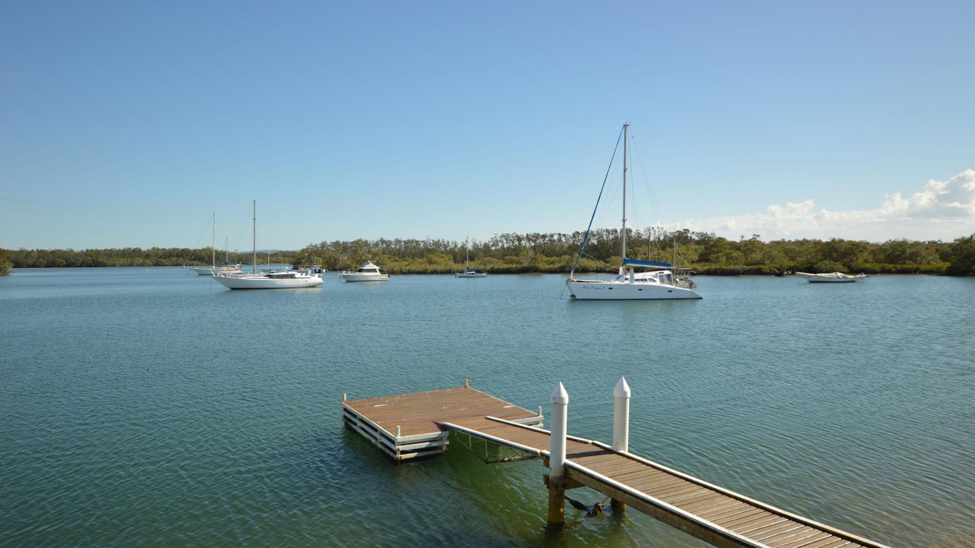 Hook, Wine & Sinker, Yamba, Dog Friendly, Waterfront Property