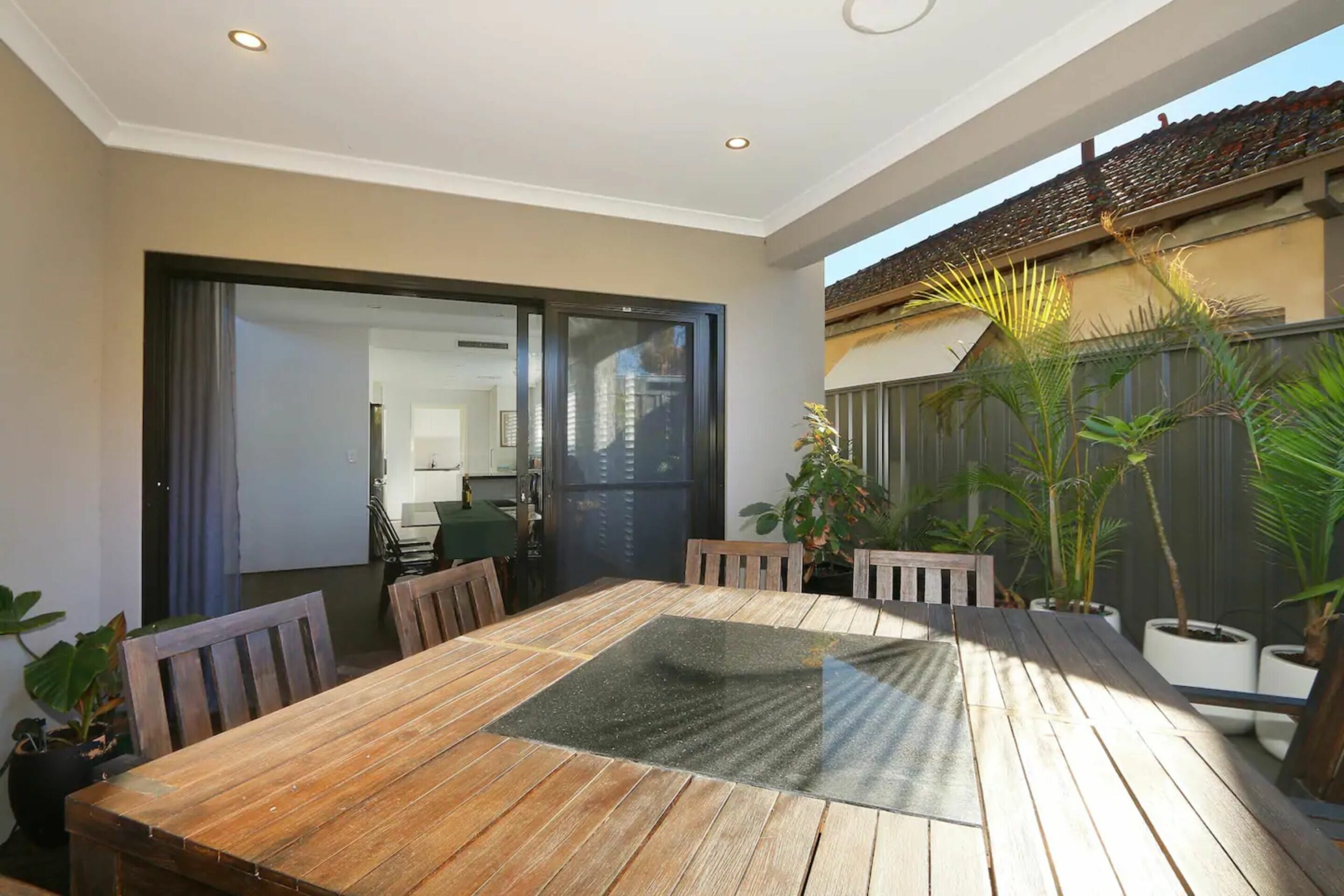 Luxury 4-bedroom House - Mount Lawley