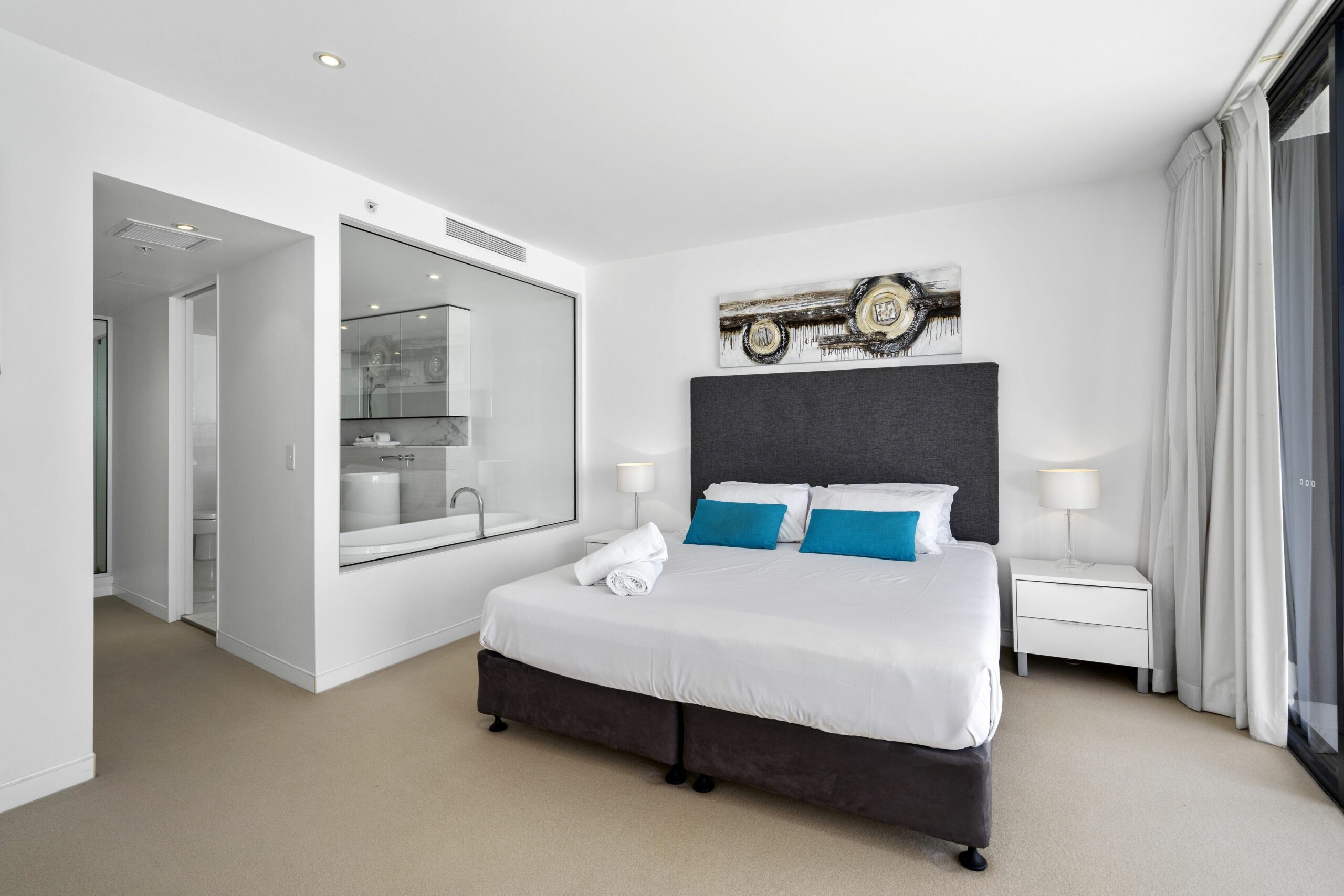 Oracle Broadbeach Apartments