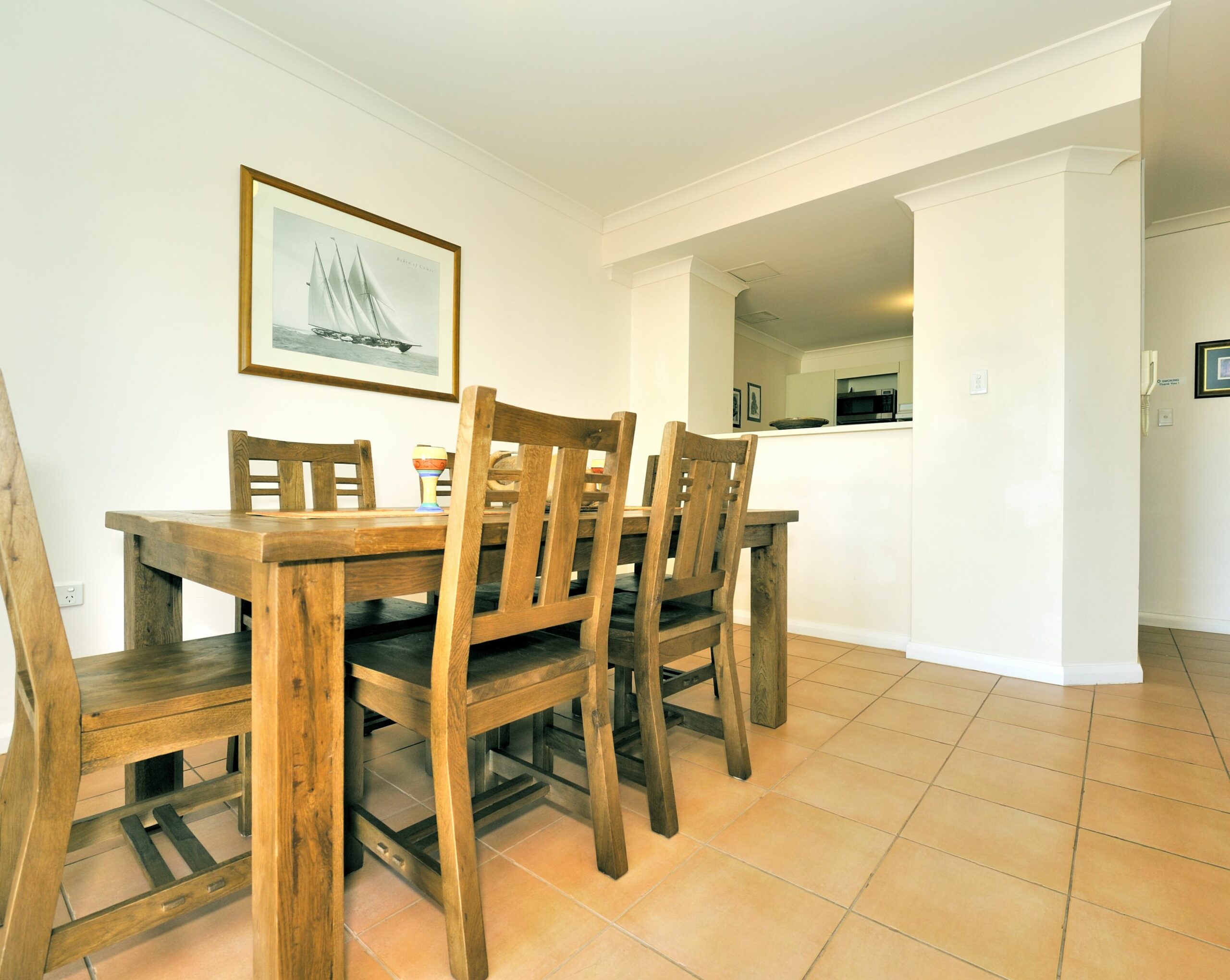 Great Value 2 Bedroom Apartment in the Heart of South Fremantle