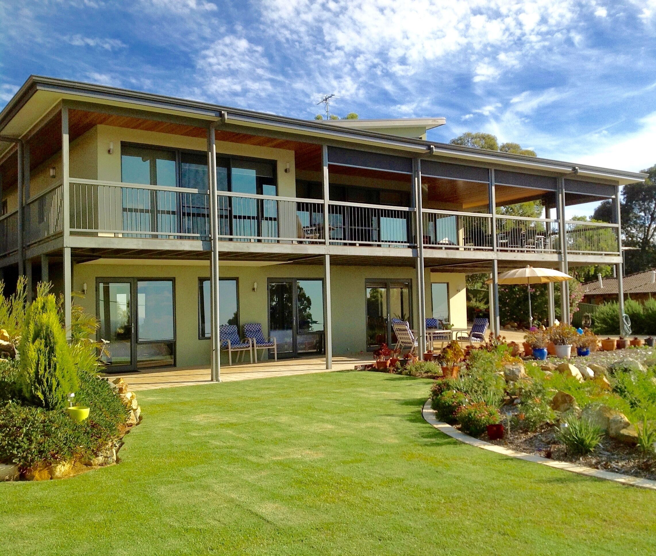 Tibooburra Bed & Breakfast Perth Hills WA