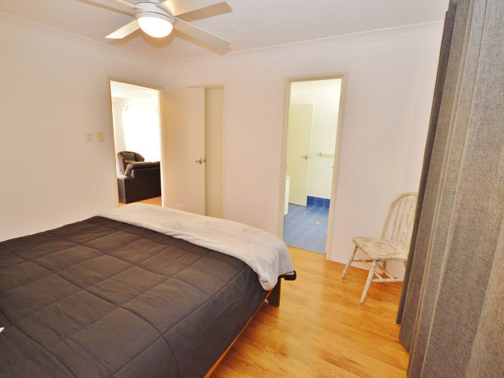 Only 5 Mins From Blue Holes Beach + Bonus Free Wifi is Available