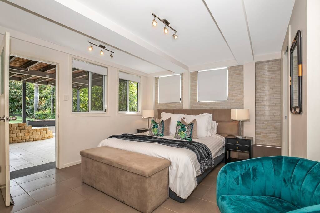 Paddington Central · Paddington Central Sleeps 15, 400m Caxton Street