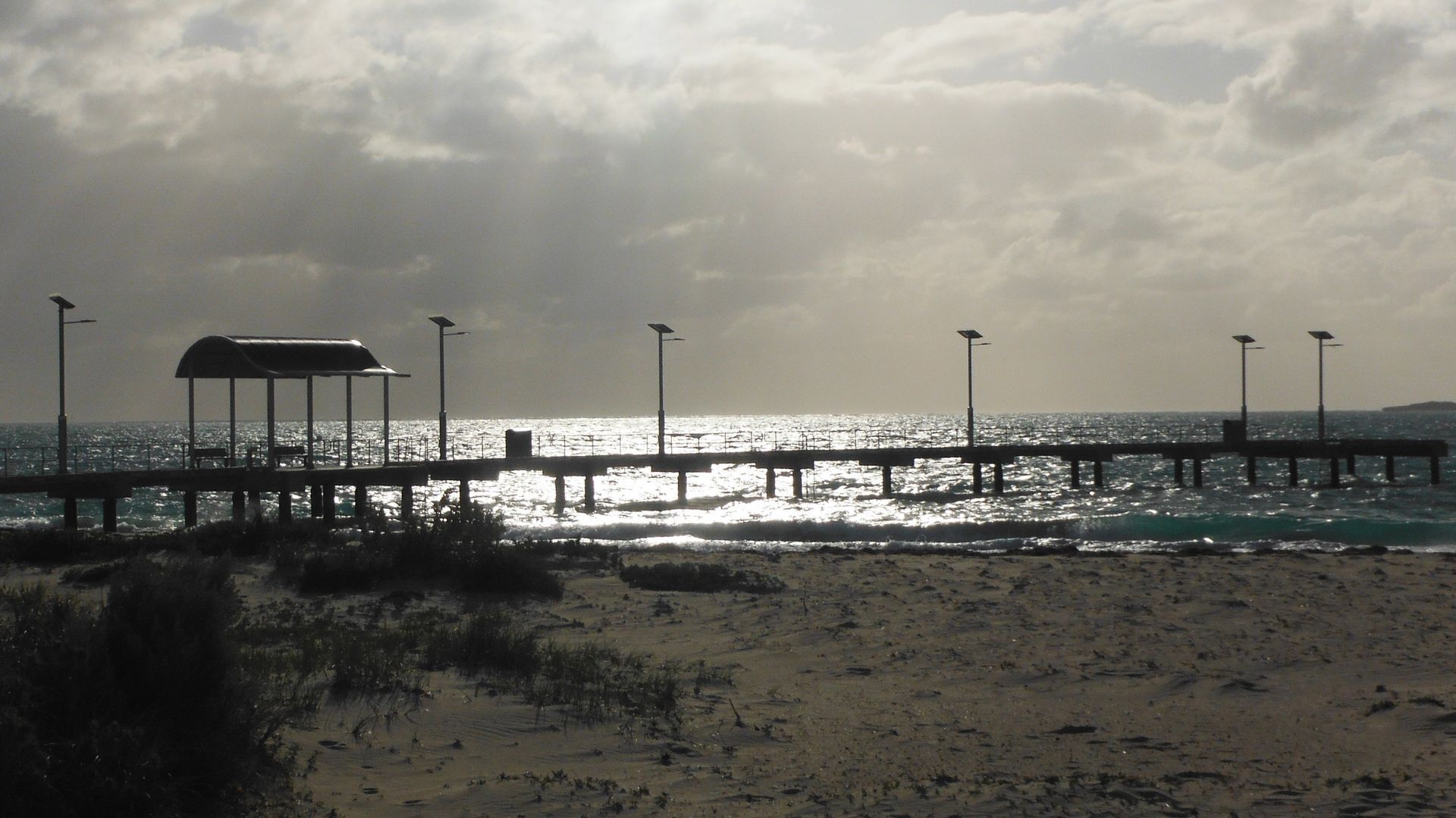 jurien bay beach home with free wifi and linen