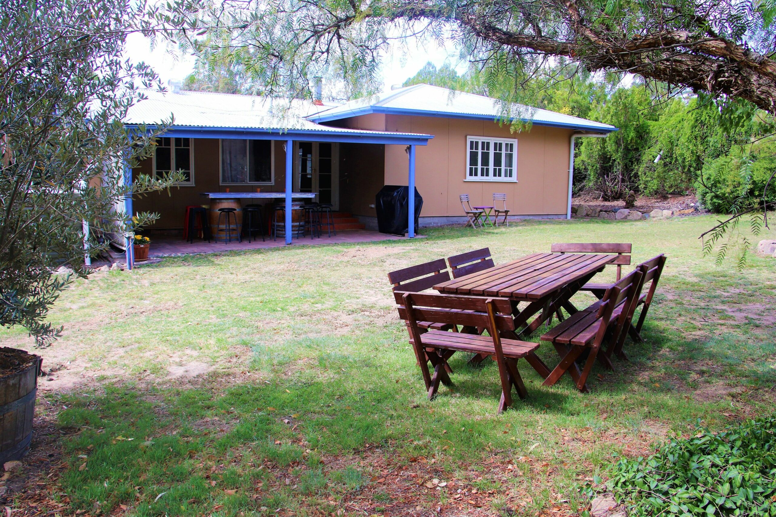 James' Farmhouse Ballandean