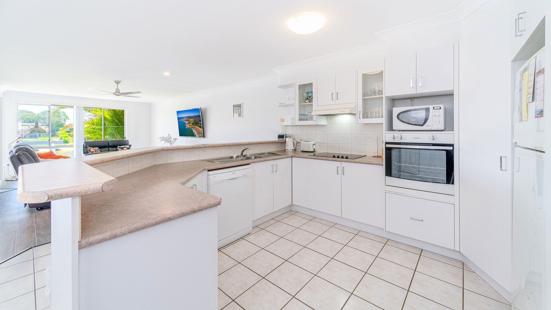 Anchorage, Waterfront Unit in Yamba