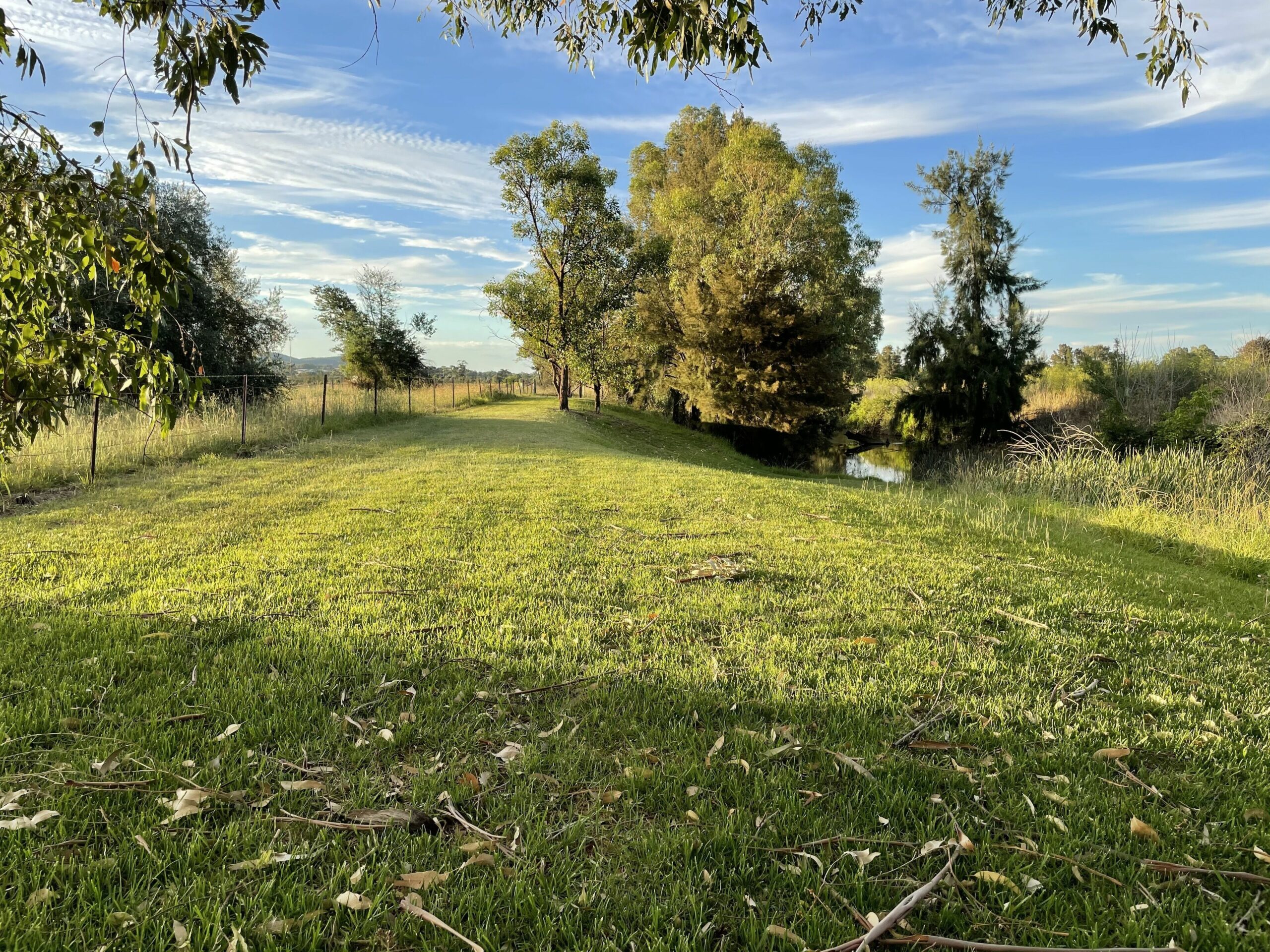 Almas Cottage 10 Acres on the River in the Middle of Mudgee Town